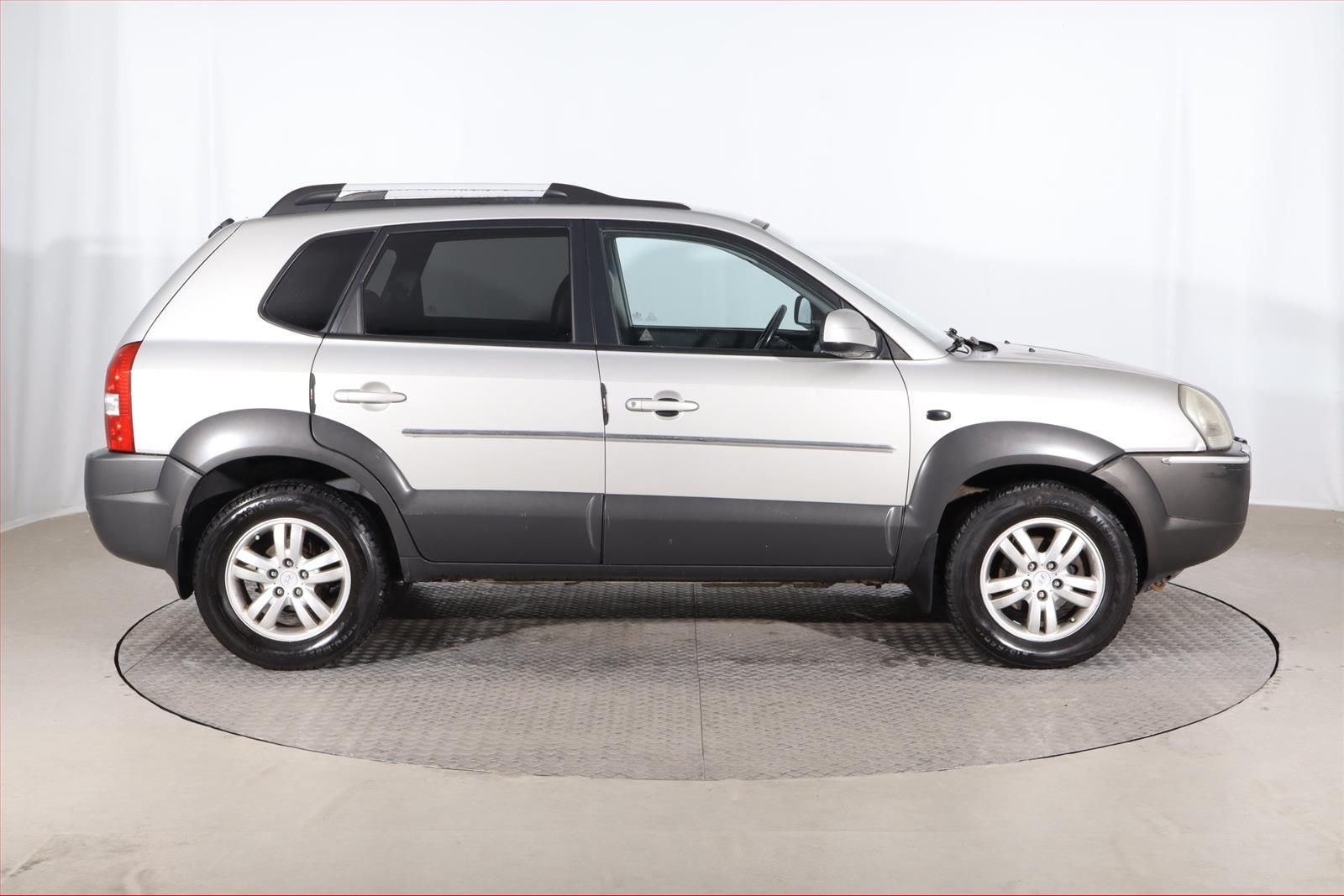 Hyundai Tucson, 2.0 CRDi, Serv.kniha - fotka 6