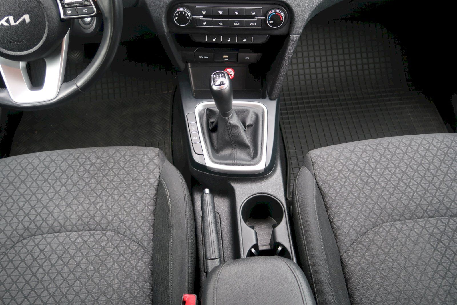 Kia Cee´d, Sportswagon, 1.0 T-GDI / 88 kW - fotka 6