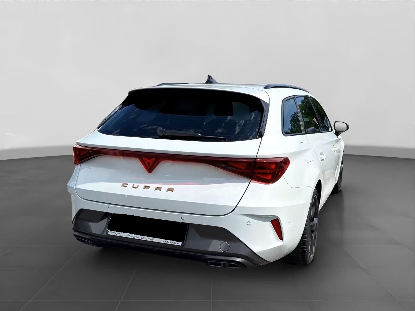 Cupra Leon, 1.5 eTSI 110kW DSG 1.Maj DPH - fotka 2
