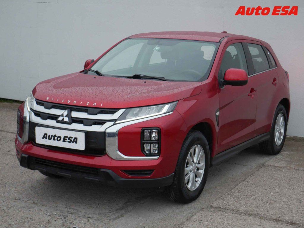 Mitsubishi ASX, 2.0 MIVEC,ČR,AC,temp - fotka 3