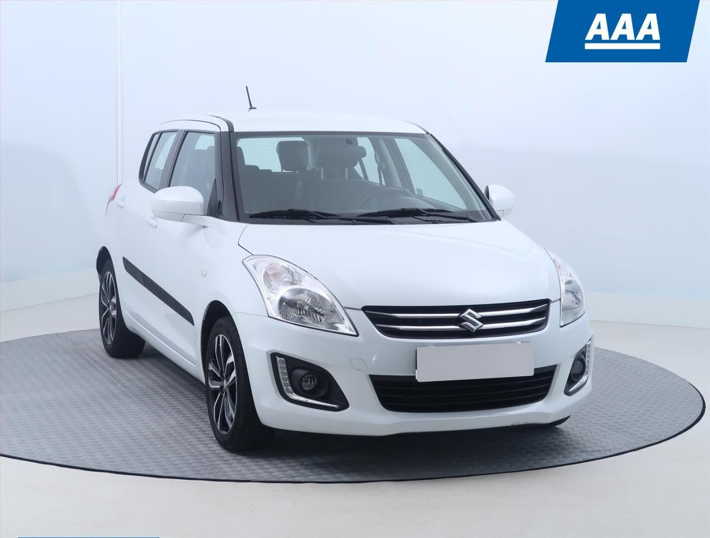 Suzuki Swift, 1.2, ČR,1.maj, Serv.kniha