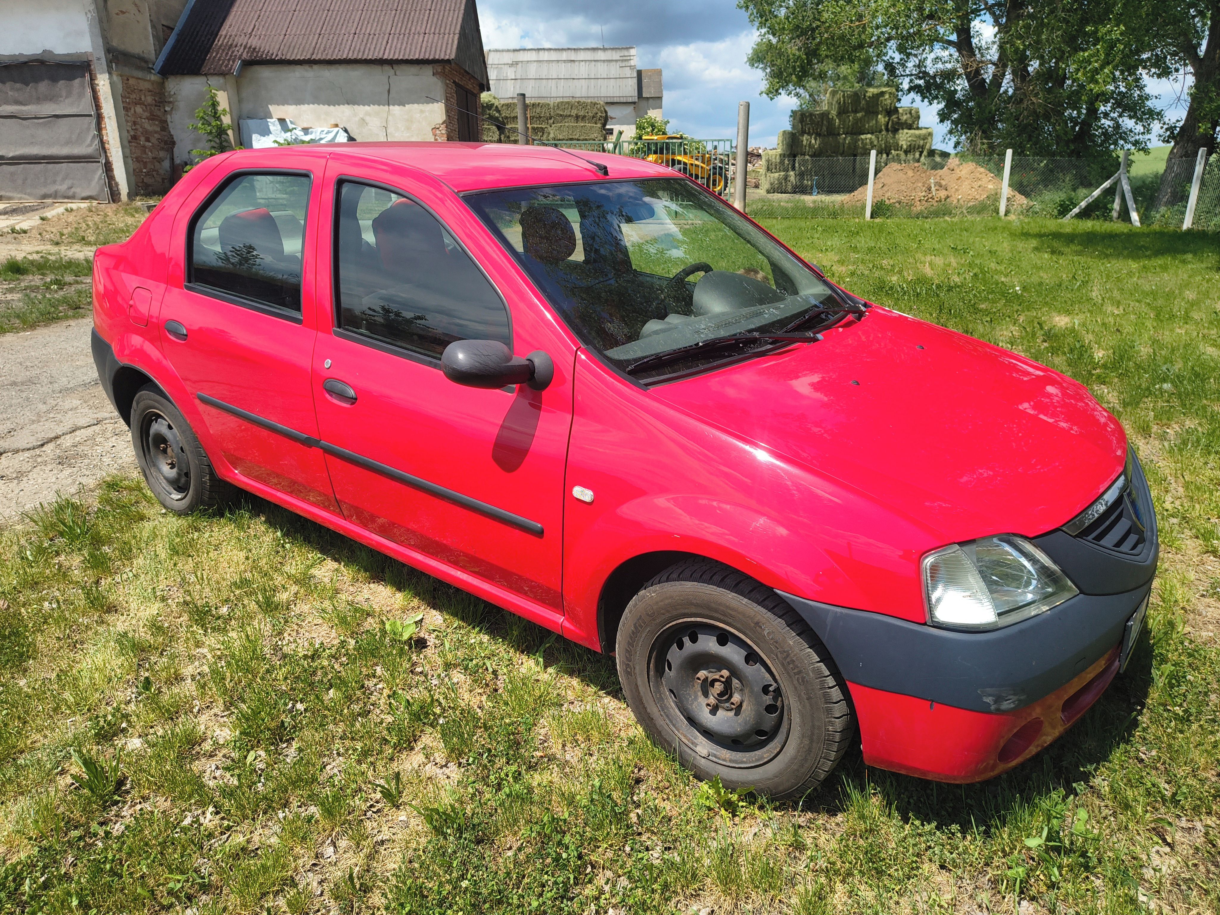 Dacia Logan, Dacia Logan 1.4 - garážovaná - fotka 4