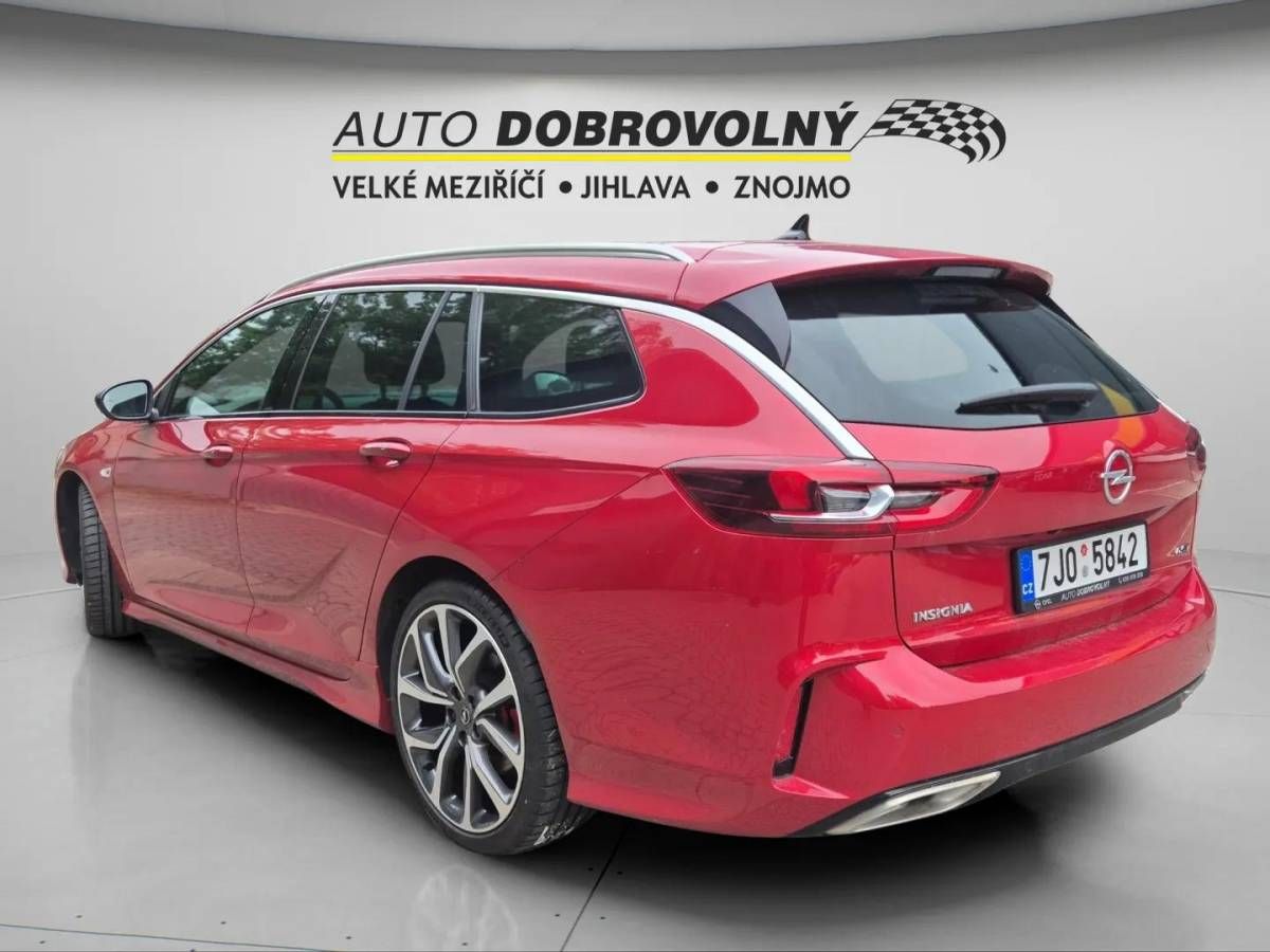Opel Insignia, GSi Sports Tourer F 2.0 SHT & - fotka 5