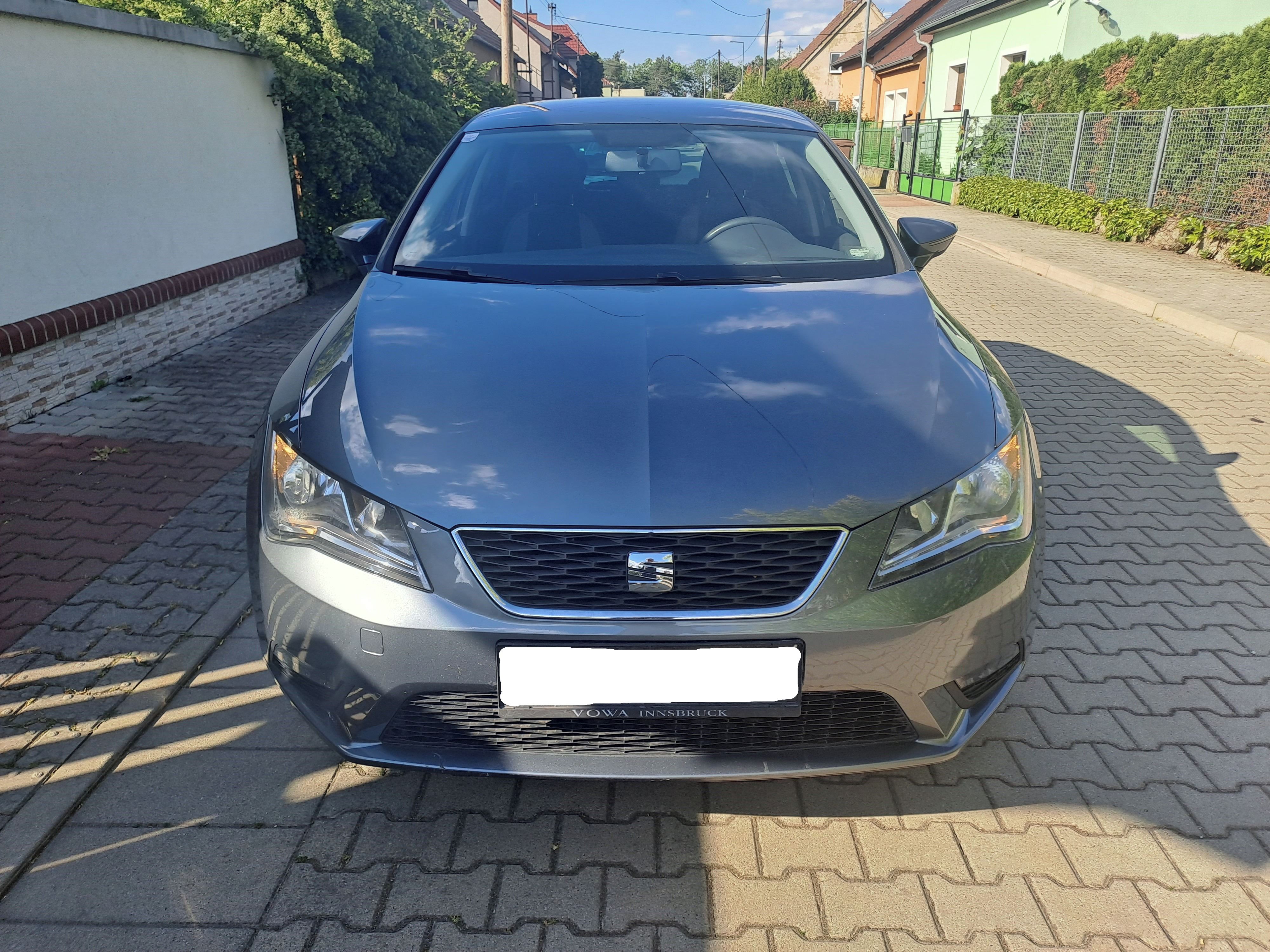 Seat Leon, 1.2 TSi aut. klima, ser. kniha - fotka 2