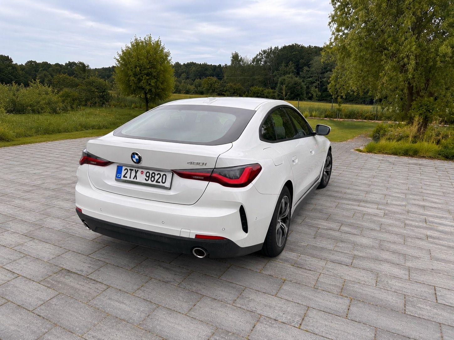 BMW Řada 4, BMW 420i 135kw - fotka 4