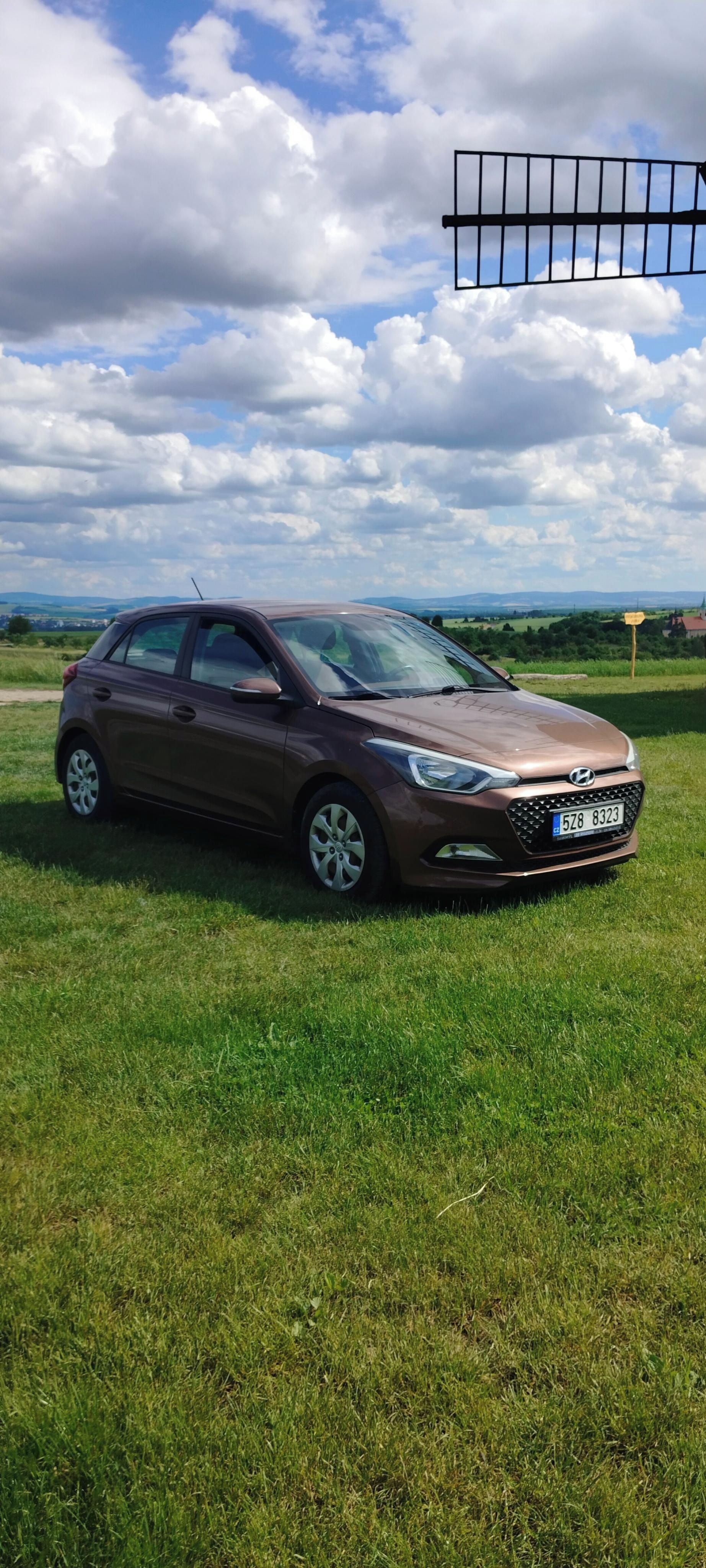 Hyundai i20, 1.majitel, bezvadný stav - fotka 2