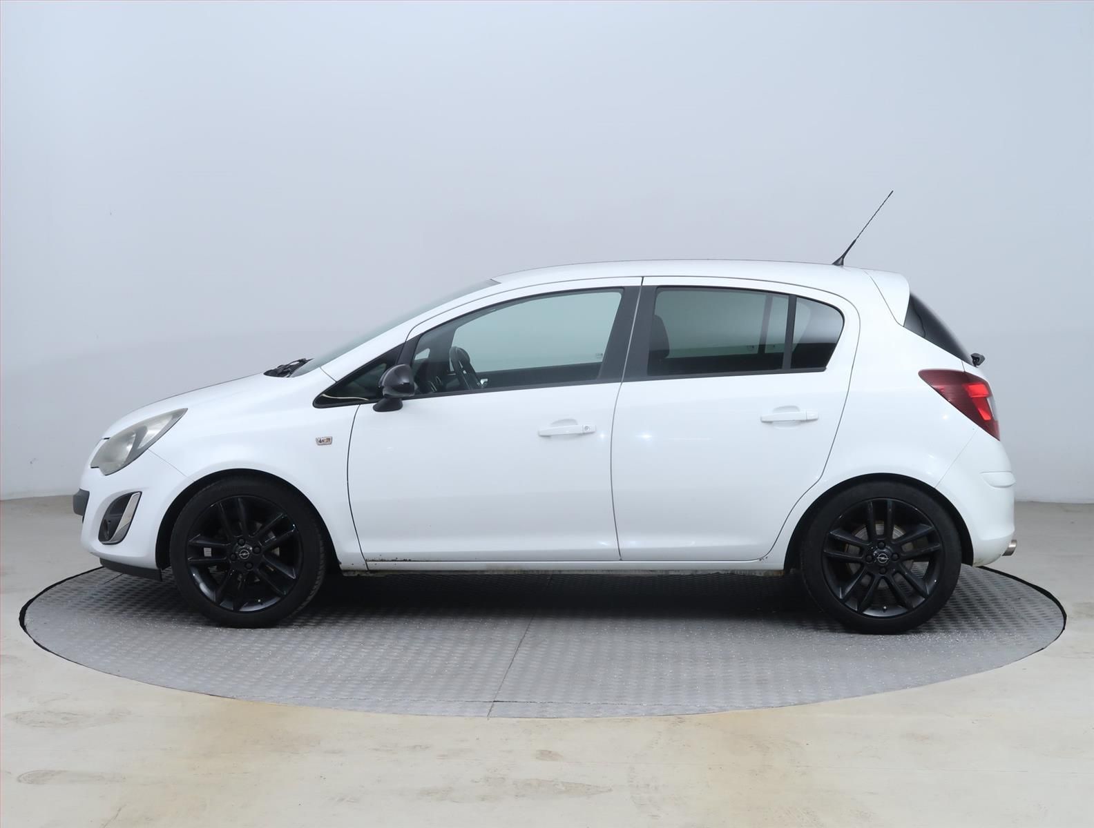 Opel Corsa, 1.2, Serv.kniha, Klima - fotka 3