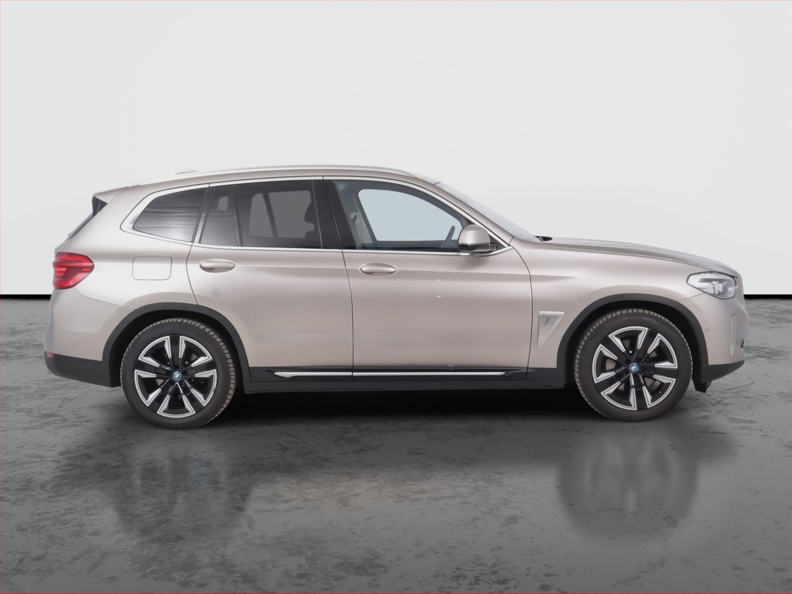 BMW iX3, 80 kWh, SoH 98% - fotka 6