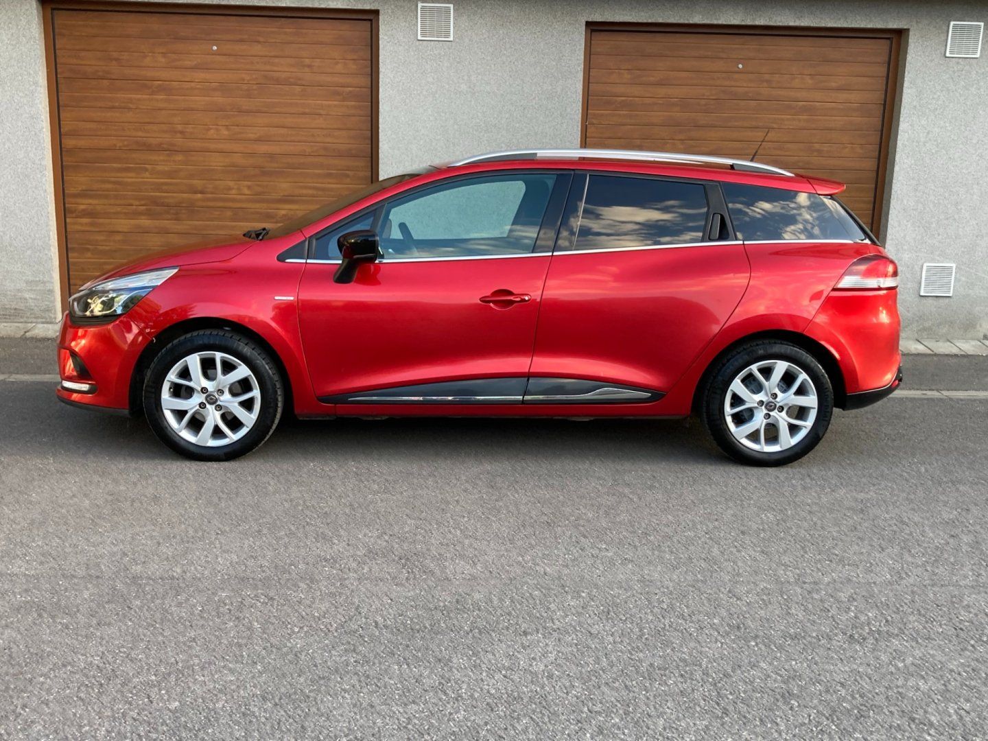Renault Clio, 1,2 16V Koup.ČR, 1.majitel - fotka 6