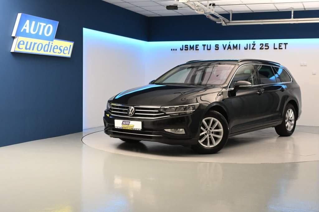 Volkswagen Passat, 2.0 LED DSG ACC Kamera Tažné M - fotka 2