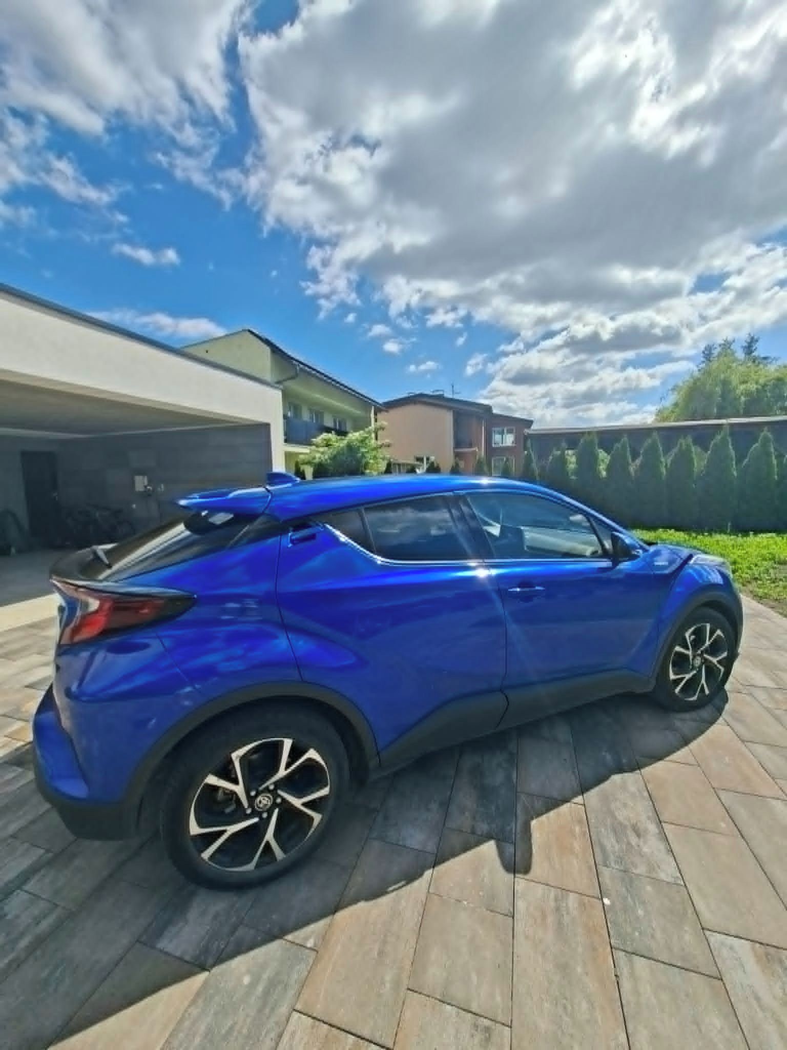 Toyota C-HR, 1.8 Hybrid, servisováno - fotka 6