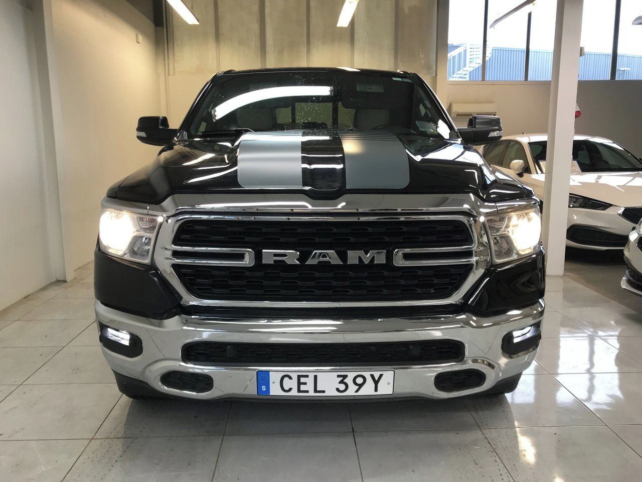 RAM 1500, Quad Cab 5.7 V8 HEMI eTorque - fotka 3