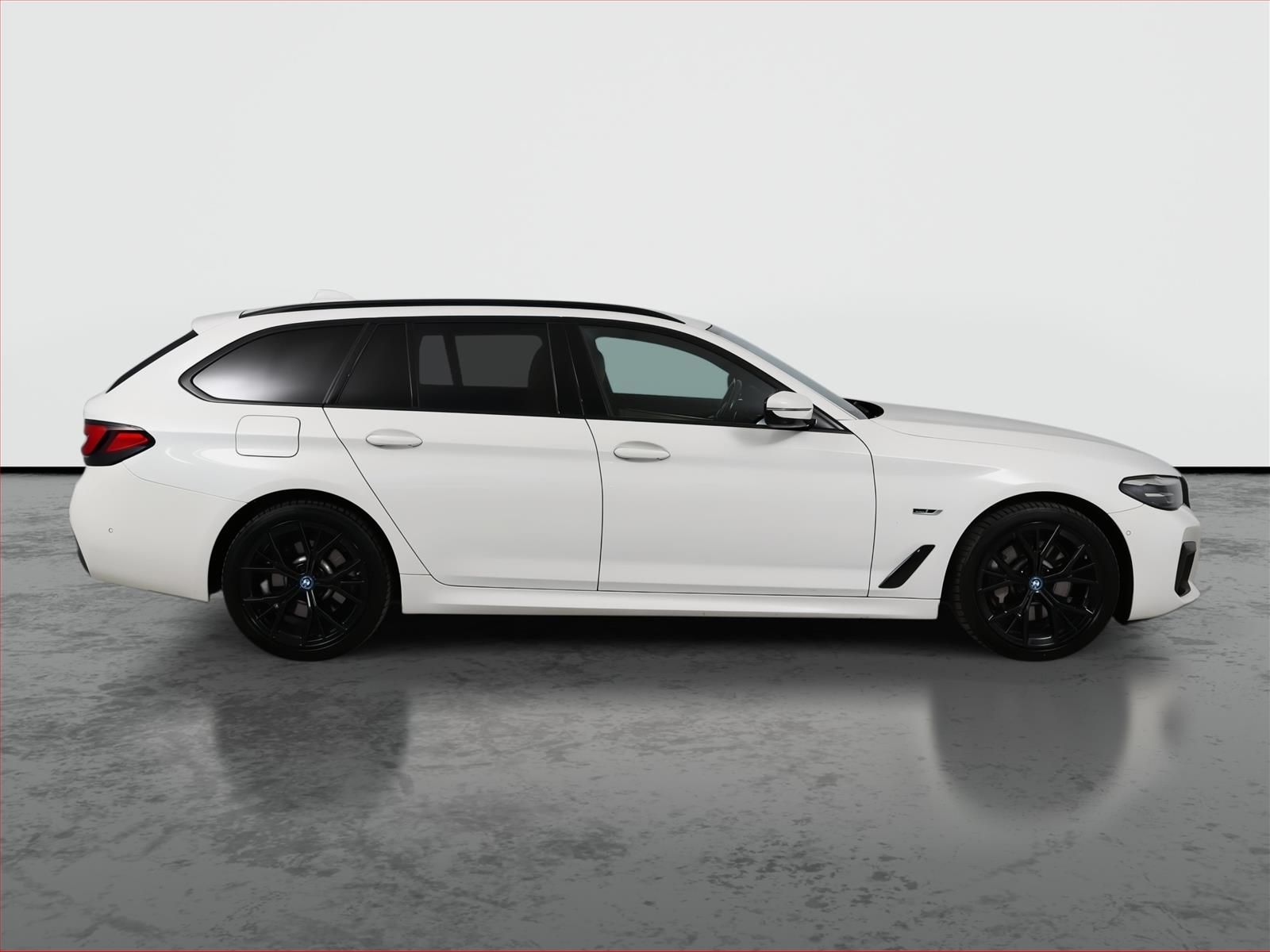 BMW Řada 5, 530e, M Sport, Automat - fotka 6