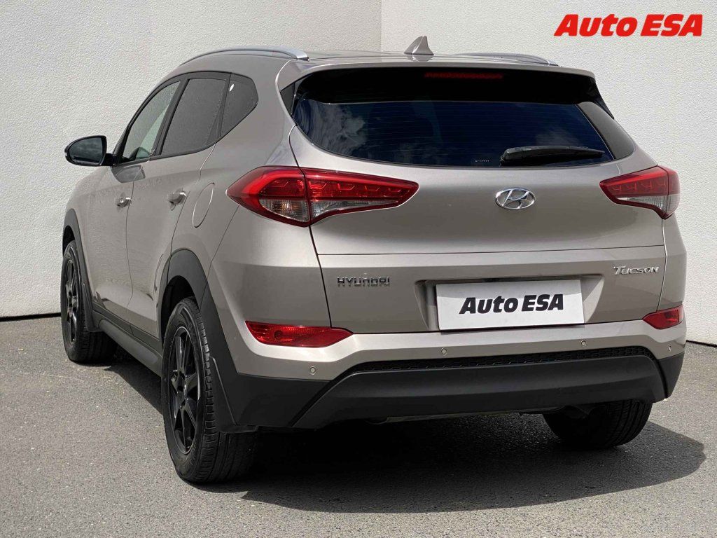 Hyundai Tucson, 1.7 CRDi - fotka 6