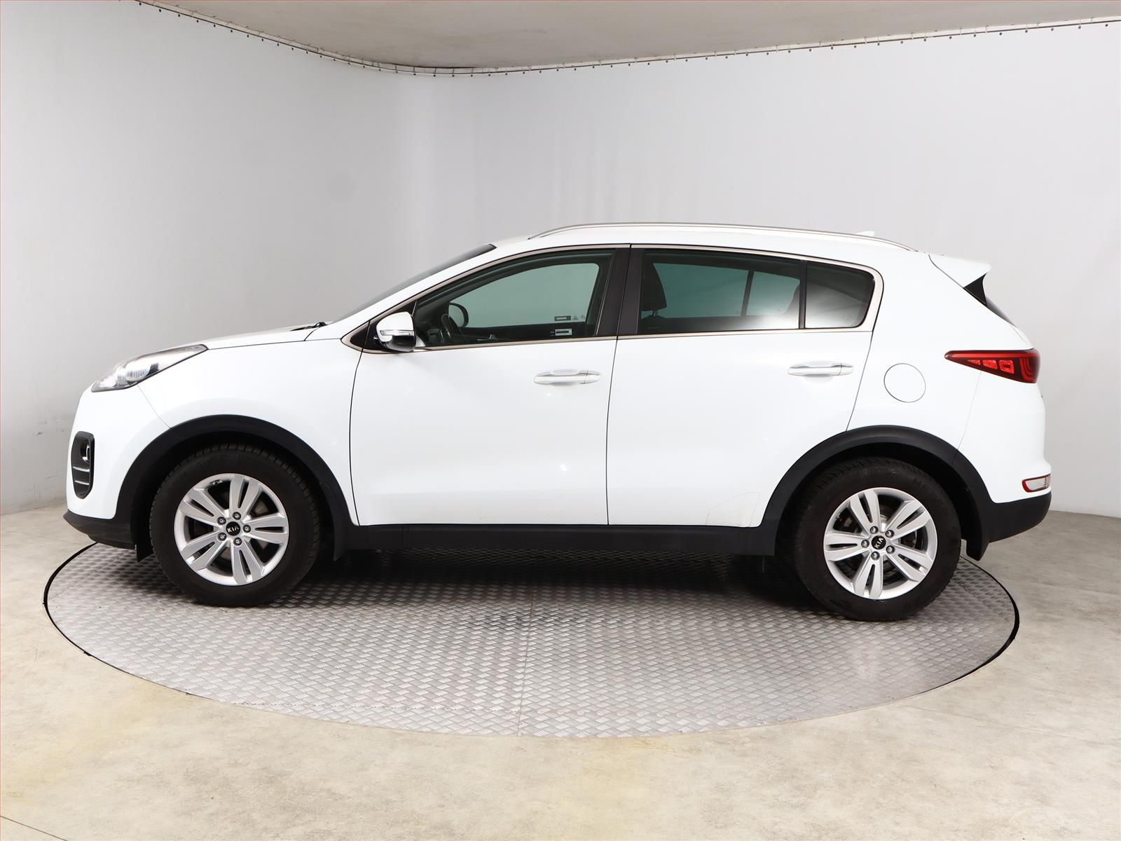 Kia Sportage, 1.7 CRDi, Automat, Serv.kniha - fotka 2