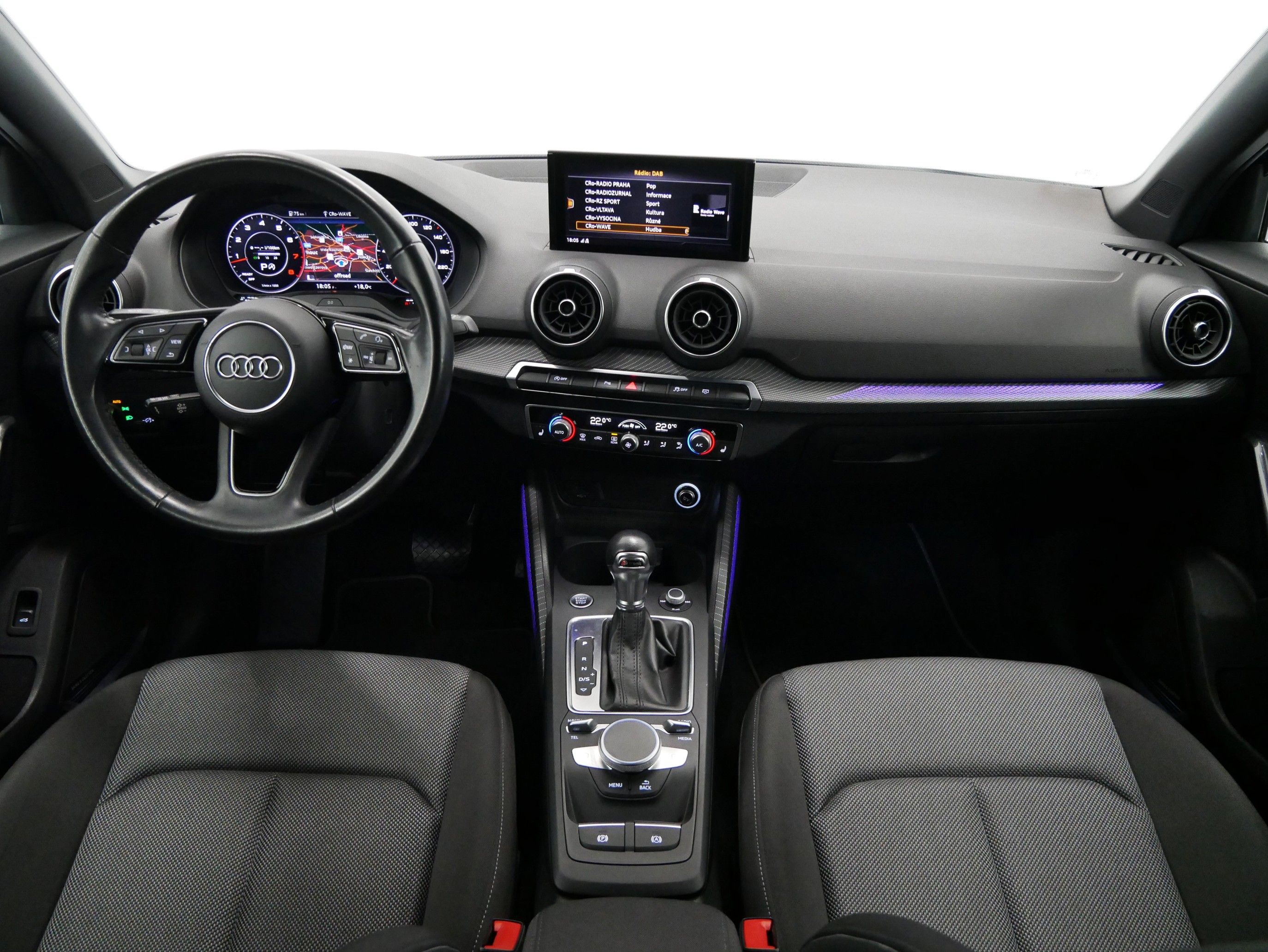 Audi Q2, 1.4 TFSI 110 kW S line - fotka 5