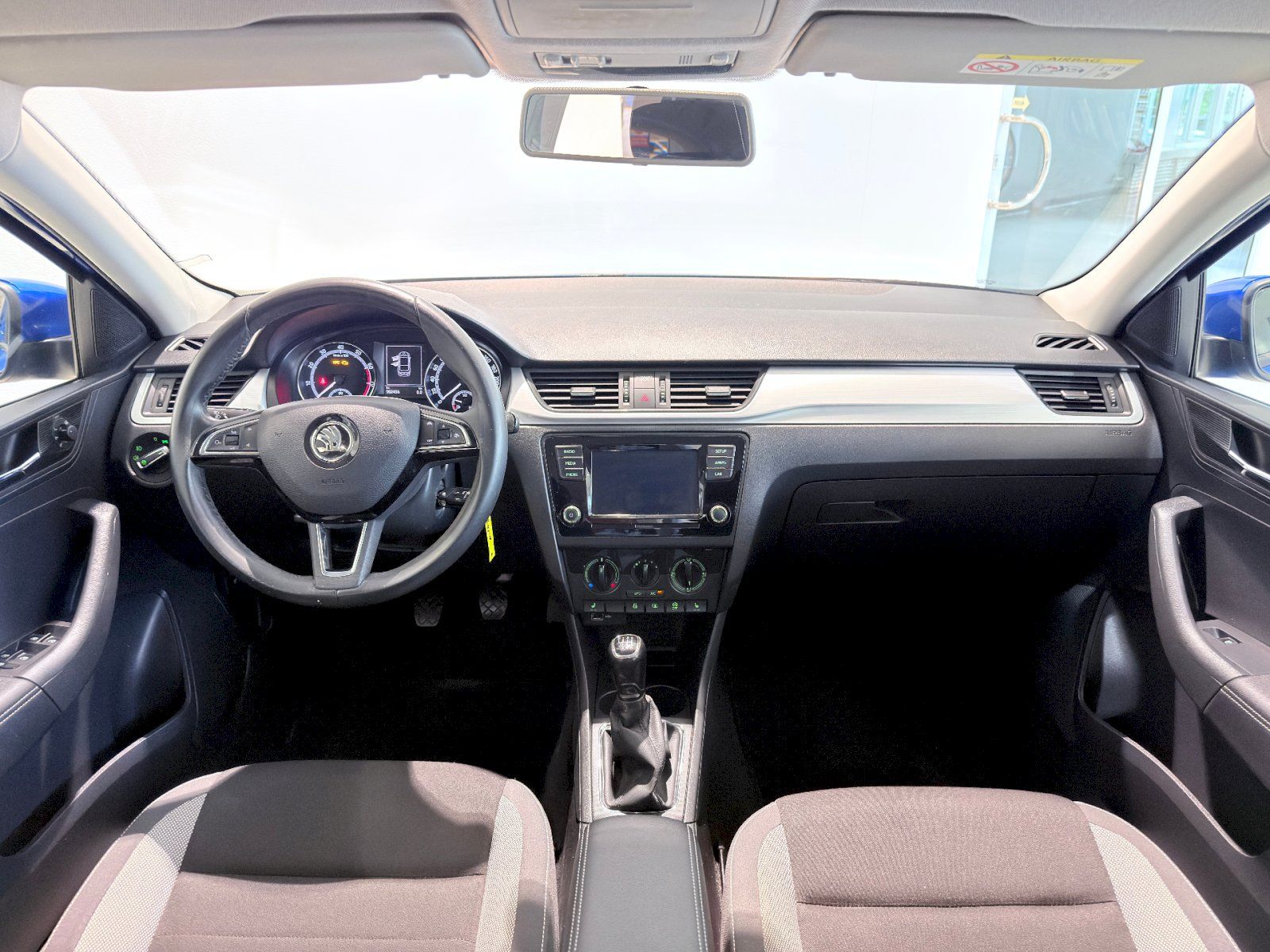 Škoda Rapid, Ambition PLUS 1.0 TSI / 81kW - fotka 5