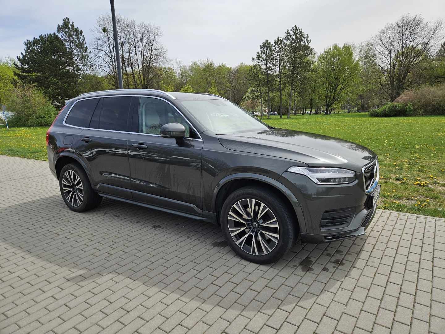 Volvo XC90, INSCRIPTION, B5 AWD, 173+10kW - fotka 3