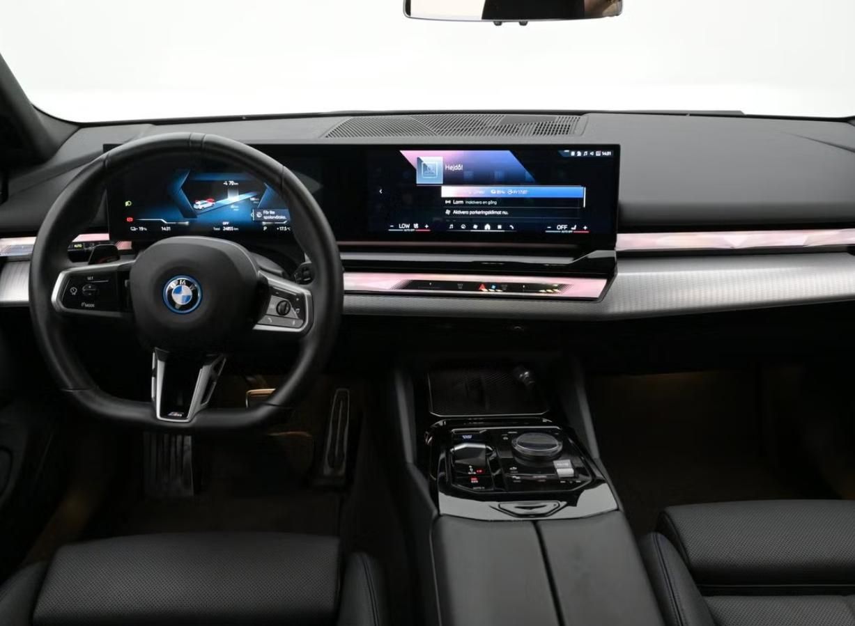 BMW i5, eDrive40 Touring SoH 97% Tažné - fotka 5