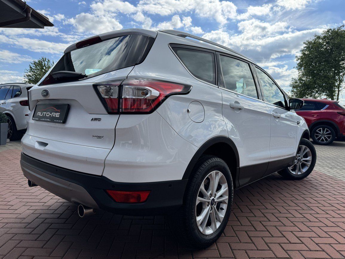 Ford Kuga, 2.0TDCi AWD Xenony Navi - fotka 2