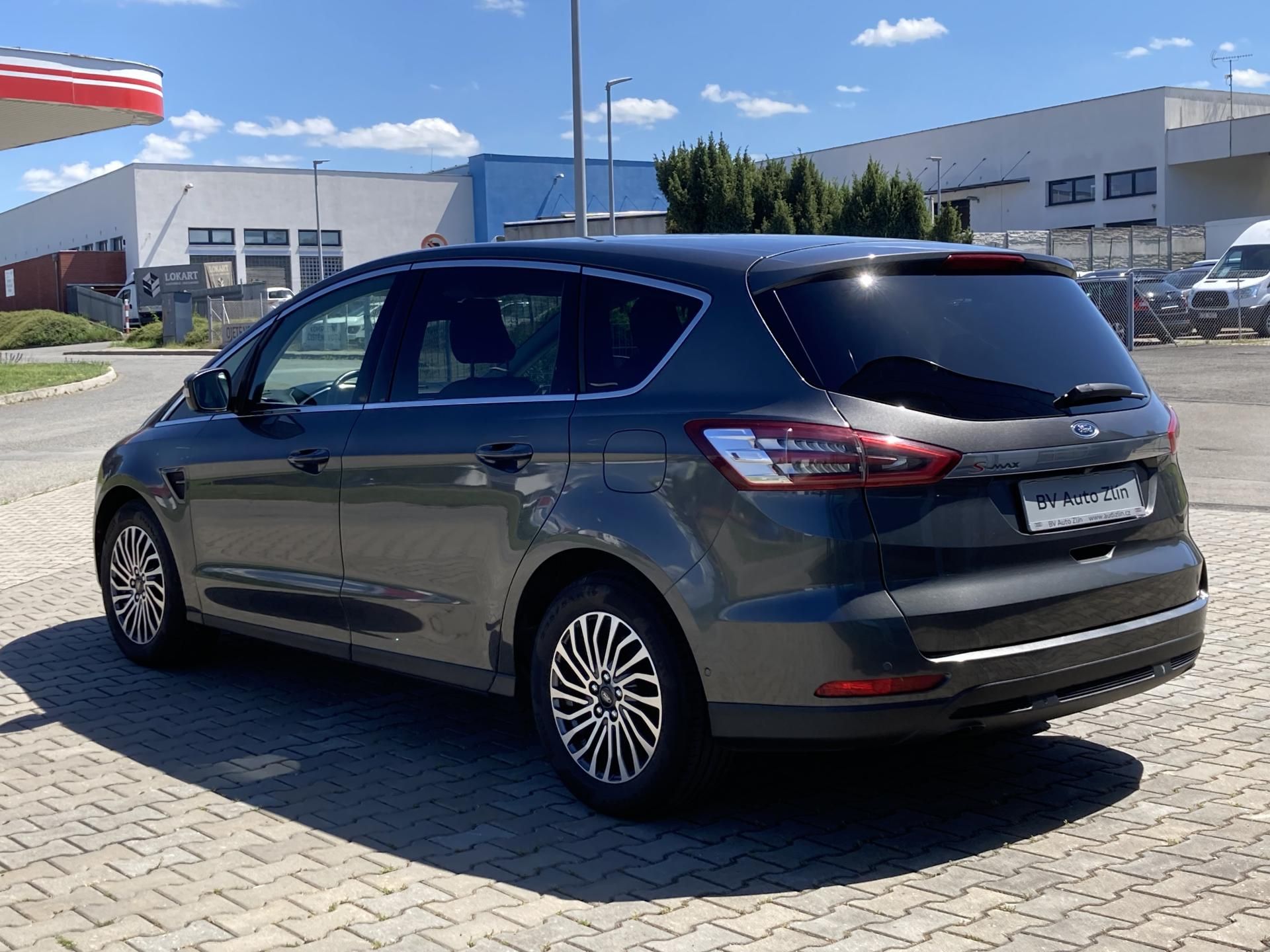 Ford S-MAX, 2.0 TDCi Titanium, 7míst - fotka 3