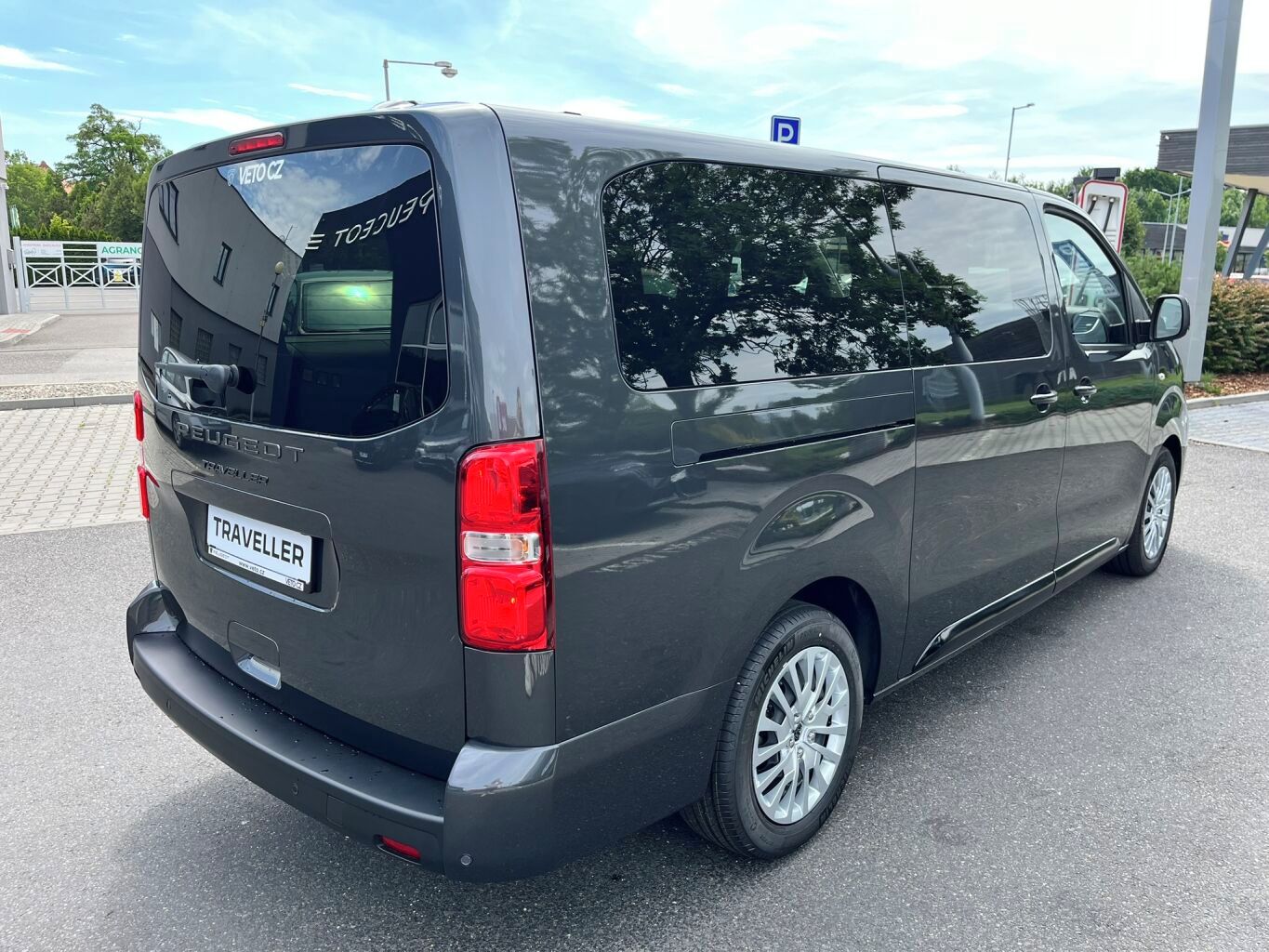 Peugeot Traveller, Traveller Active L3 2.2 BlueHD - fotka 4