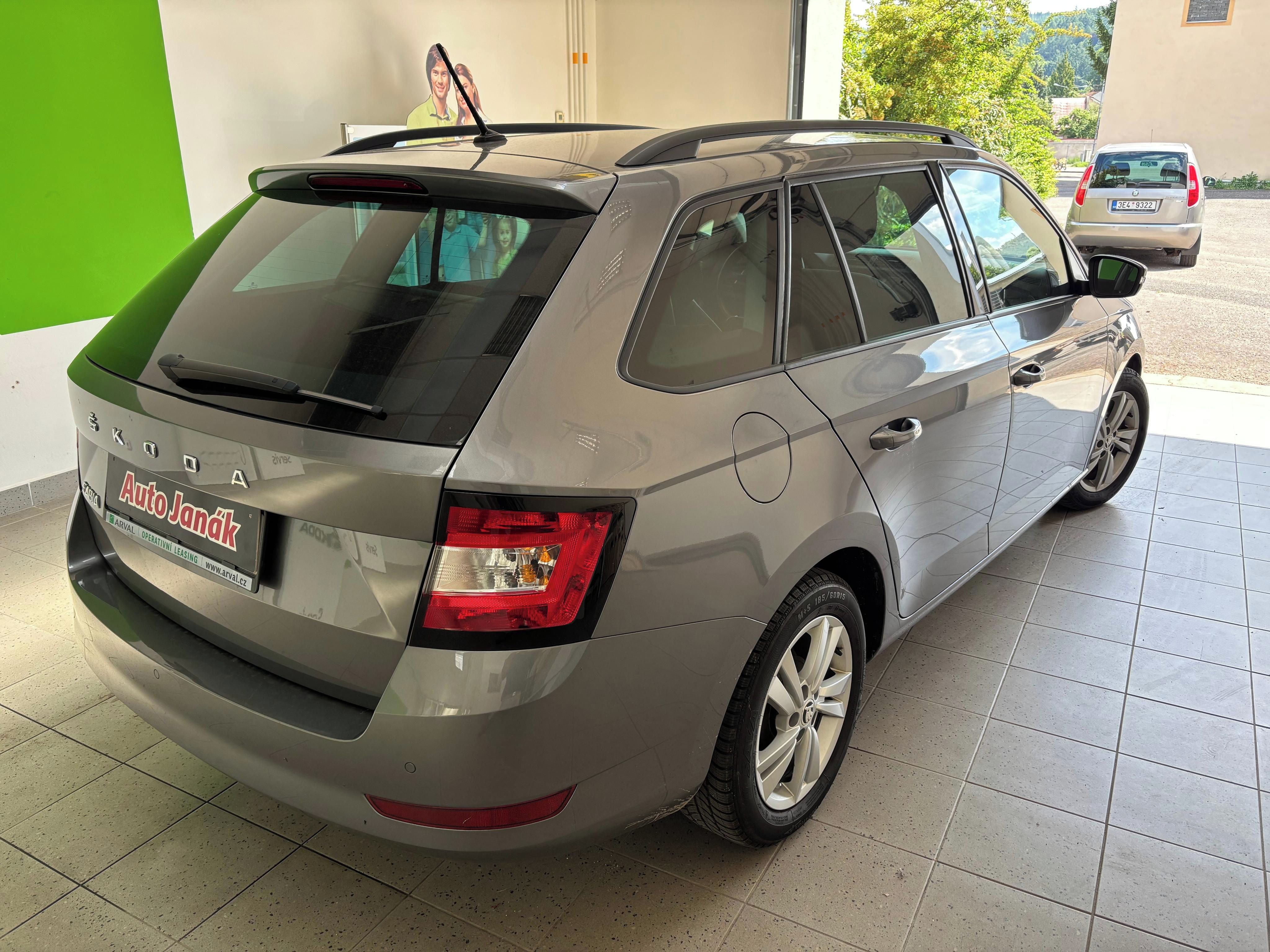 Škoda Fabia - fotka 5