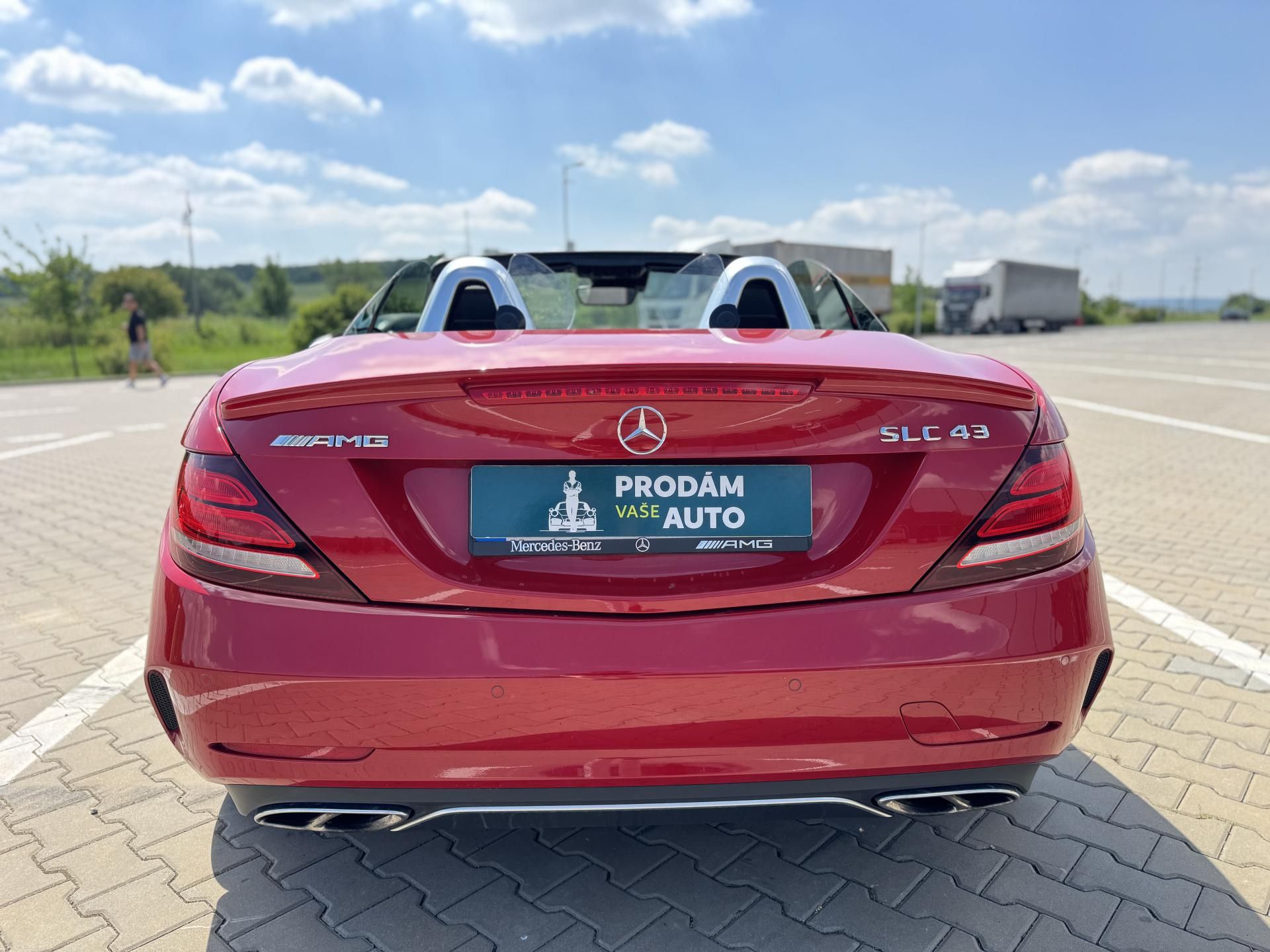 Mercedes-Benz SLC - fotka 6