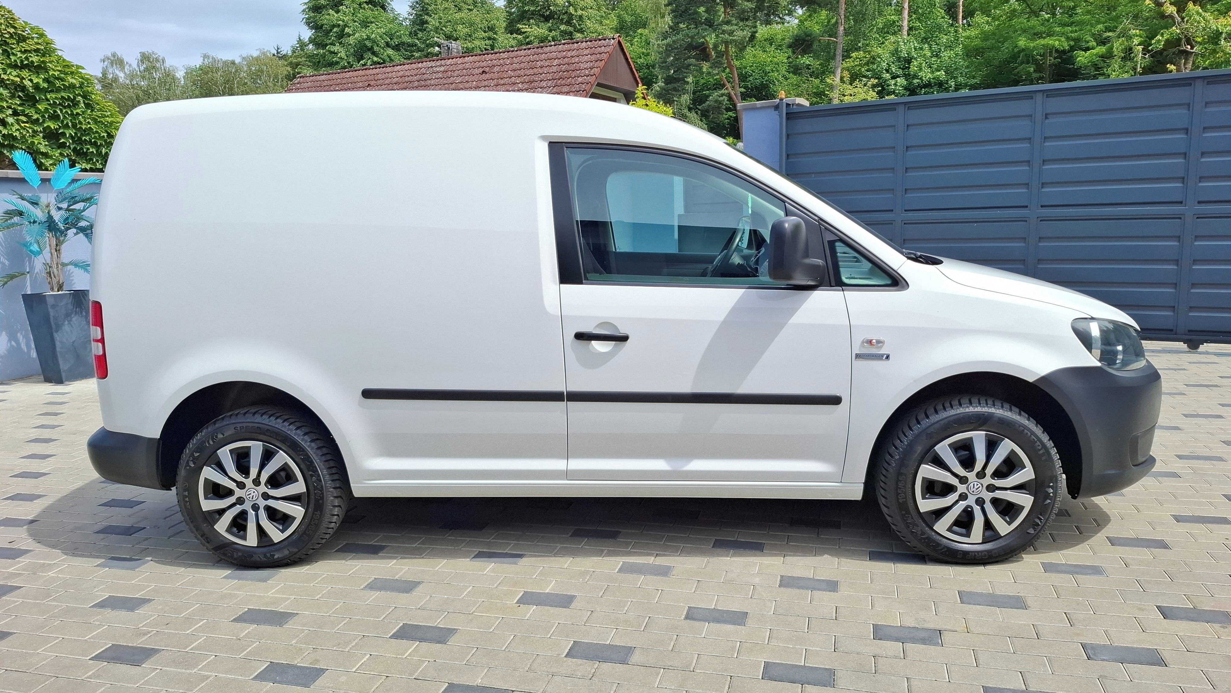 Volkswagen Caddy, III 1,6 TDI - VELMI PĚKNÝ STAV - fotka 4