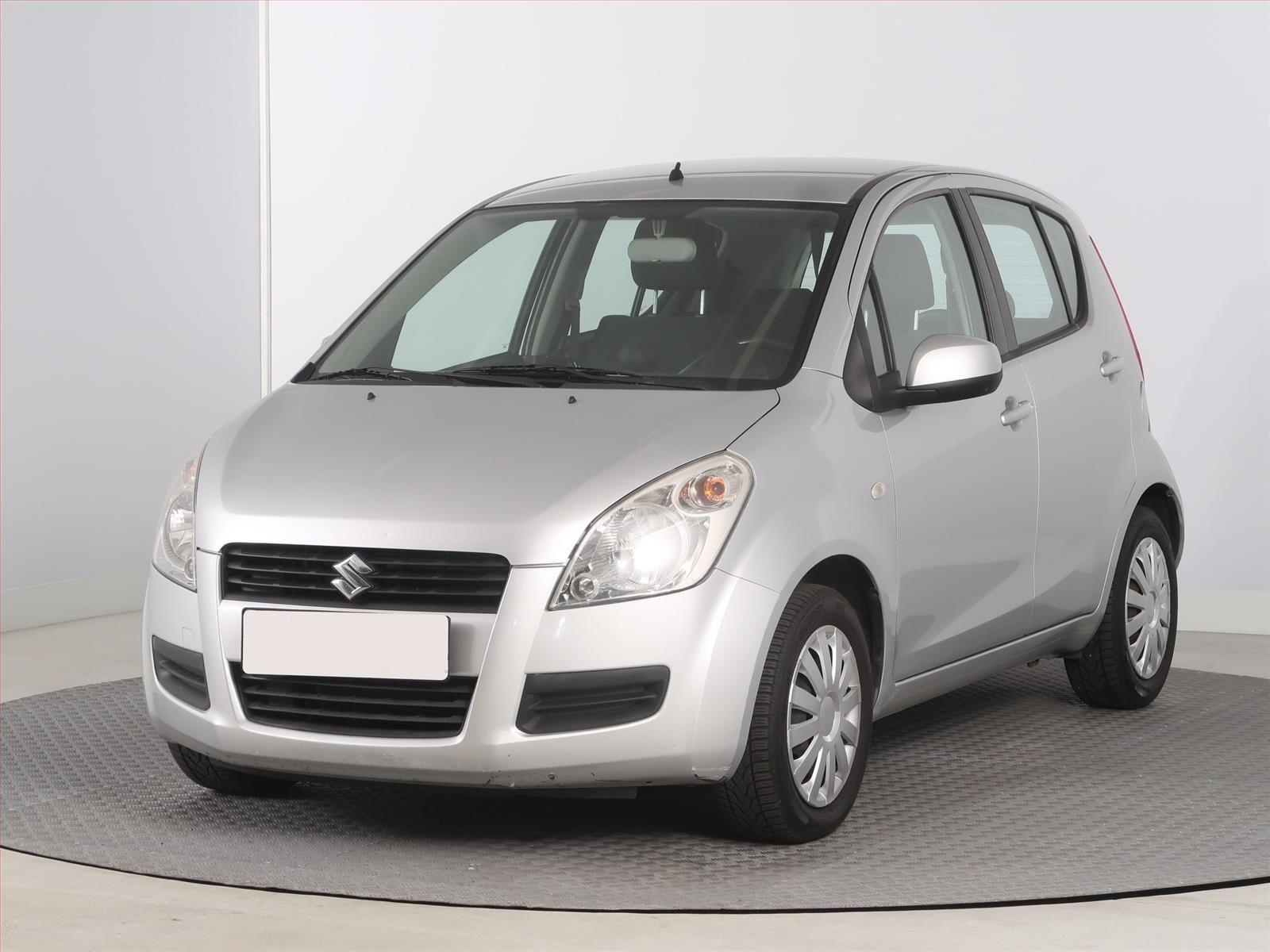 Suzuki Splash, 1.2 16V, po STK, jezdí výborně - fotka 2