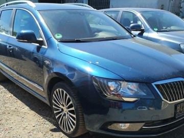 2.0Tdi LAURIN a KLEMENT XENONY