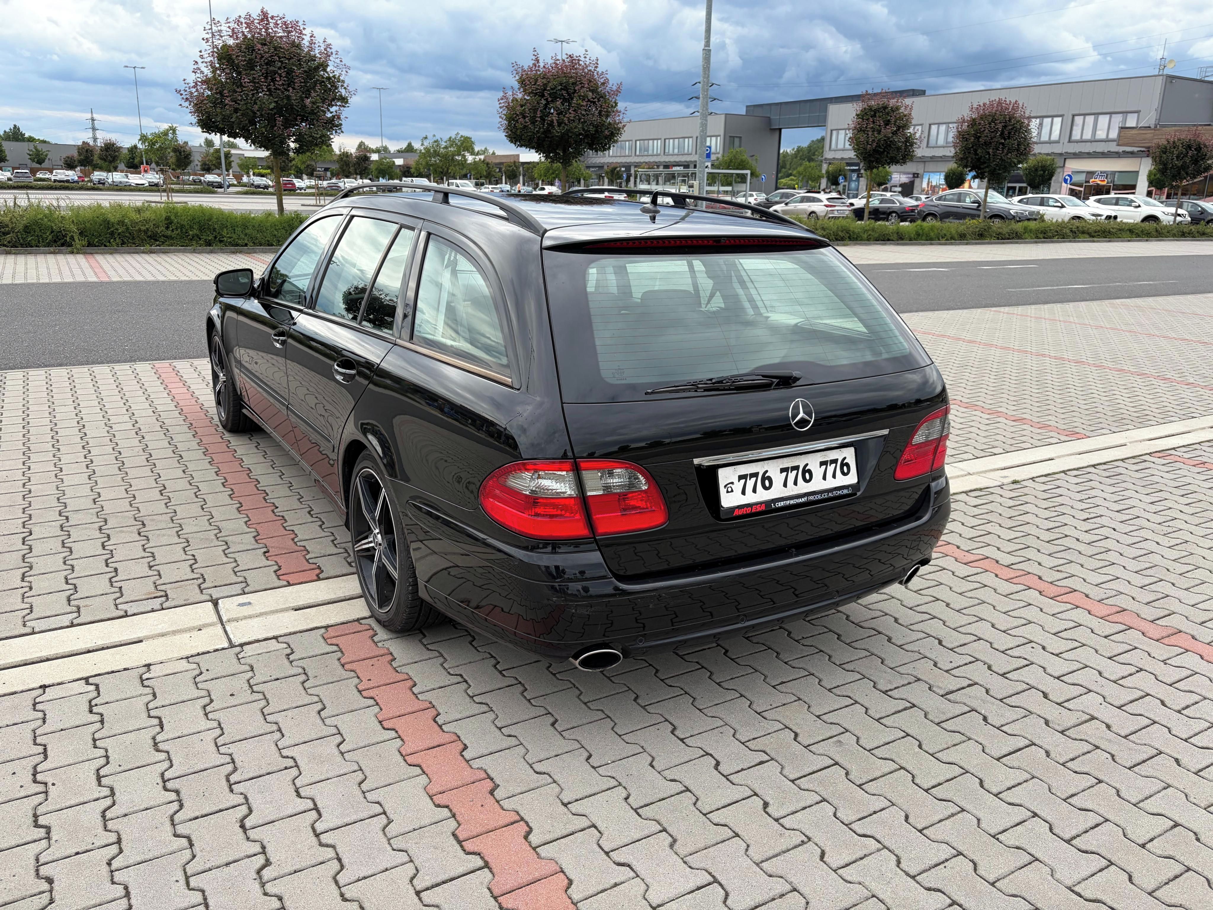 Mercedes-Benz Třídy E, 3.0 CDi 140kw TOP STAV 7 MÍST - fotka 5