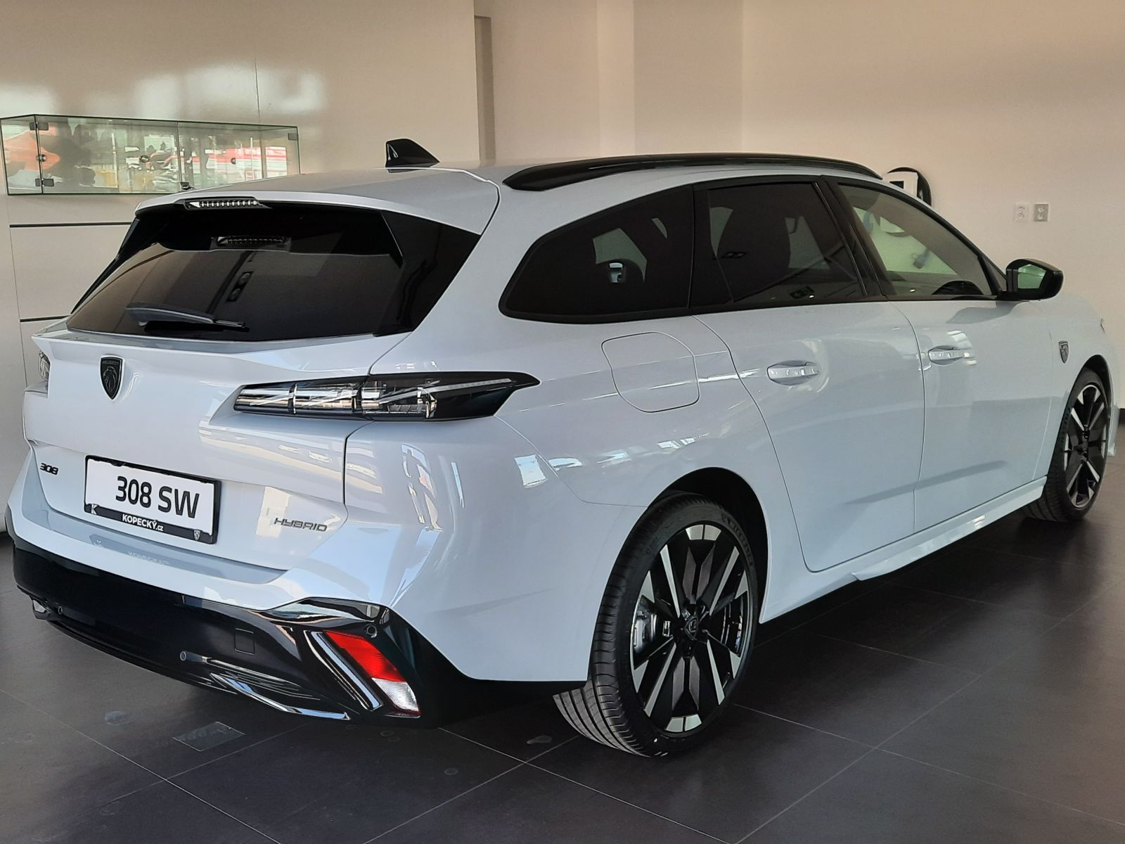 Peugeot 308, SW GT Hybrid 145 e-DCS6 - fotka 4