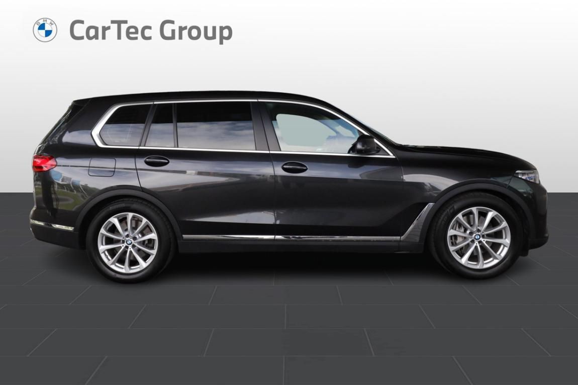 BMW X7, xDrive40i - fotka 4