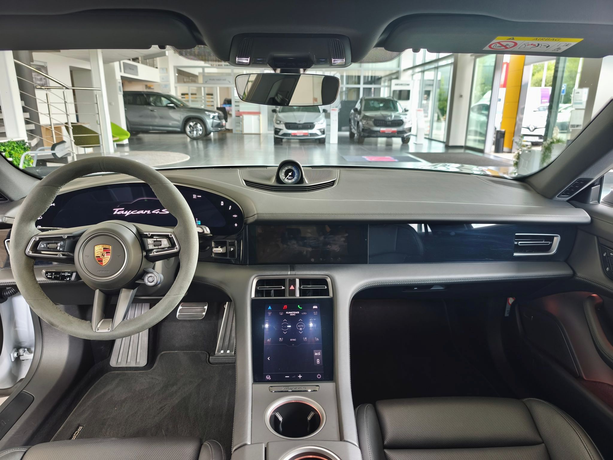 Porsche Taycan, 4S Cross Turismo - fotka 5
