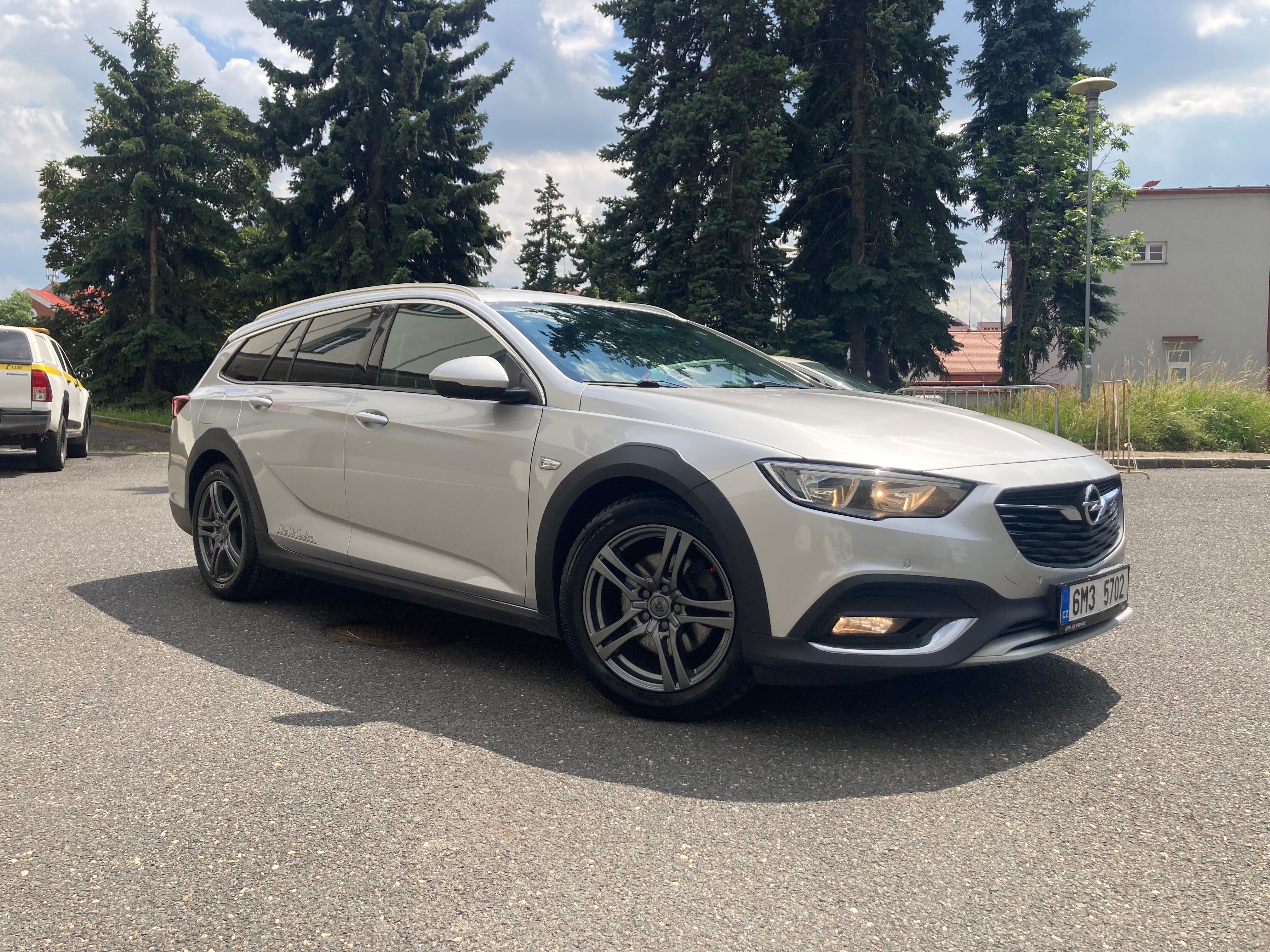 Opel Insignia, Country 4x4 TD125kW MT6 ČR DPH