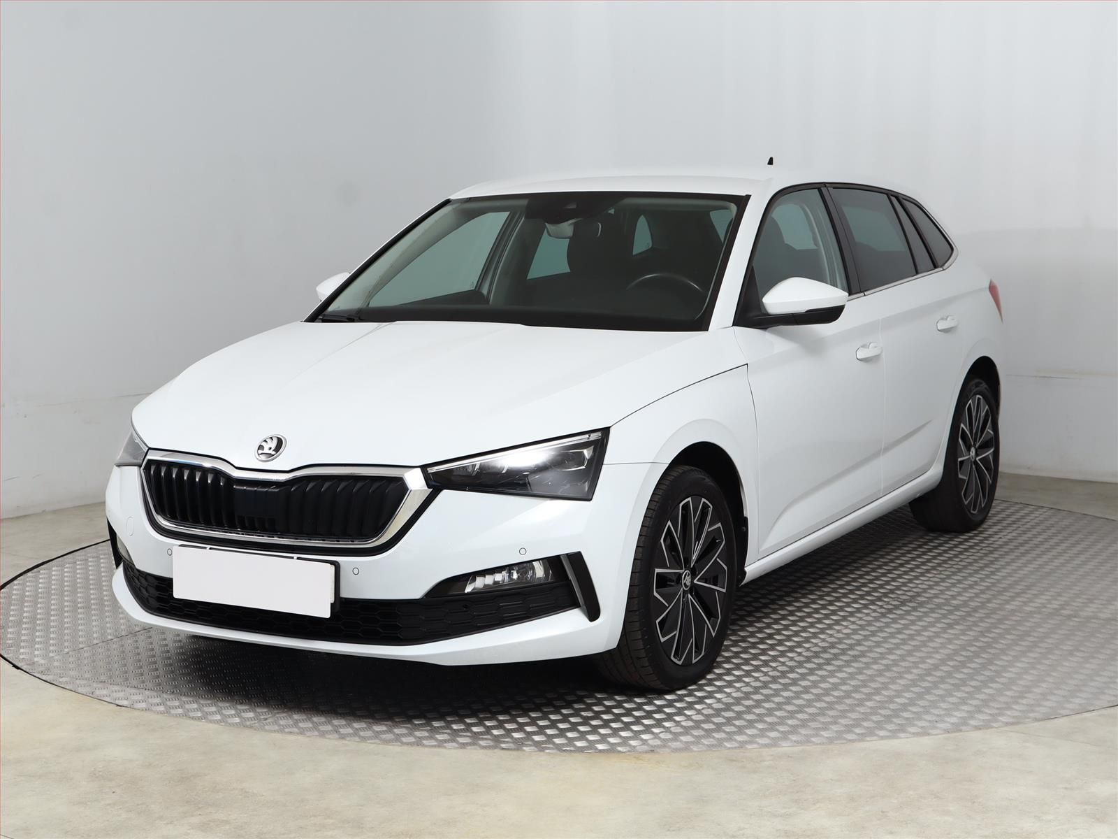 Škoda Scala, 1.6 TDI, Automat - fotka 2