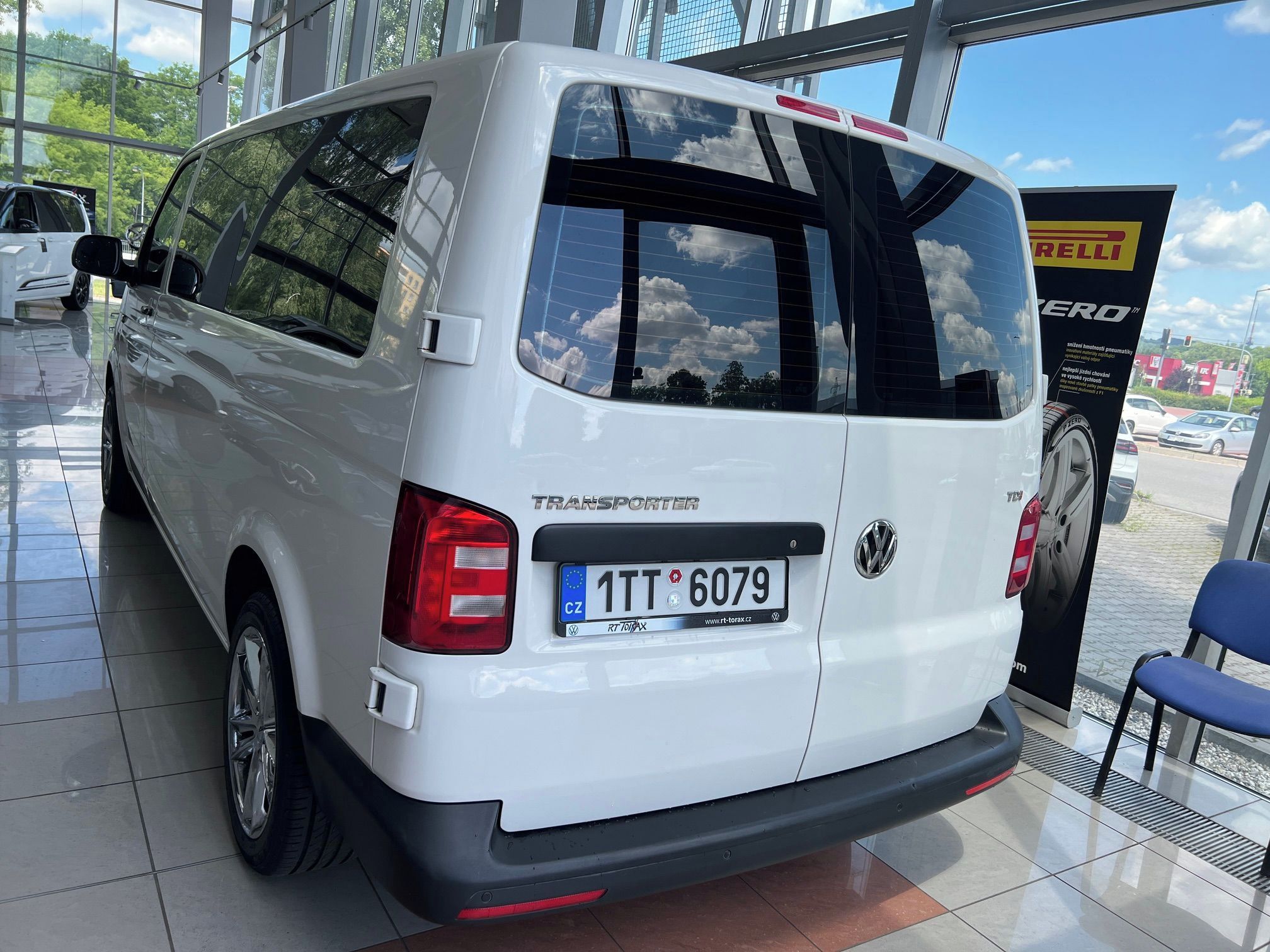 Volkswagen Transporter, 2,0TDI 110kW 9míst - fotka 4