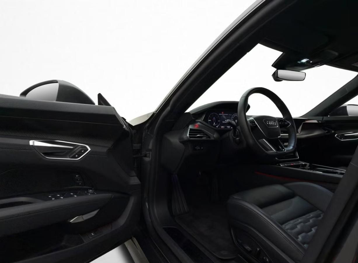 Audi e-tron GT, Quattro HuD 360k Matrix Pano. - fotka 6