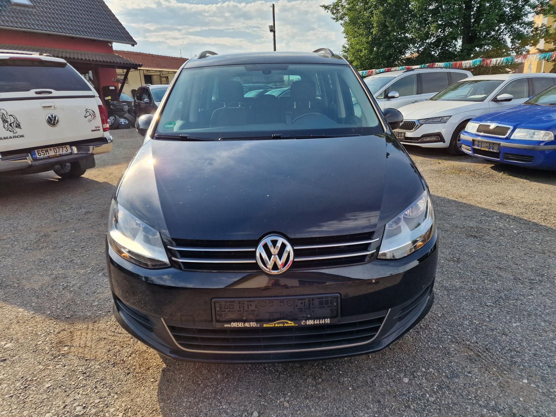 Volkswagen Sharan, 2,0TDI 4MOTION 7MÍST TAŽNÉ - fotka 2