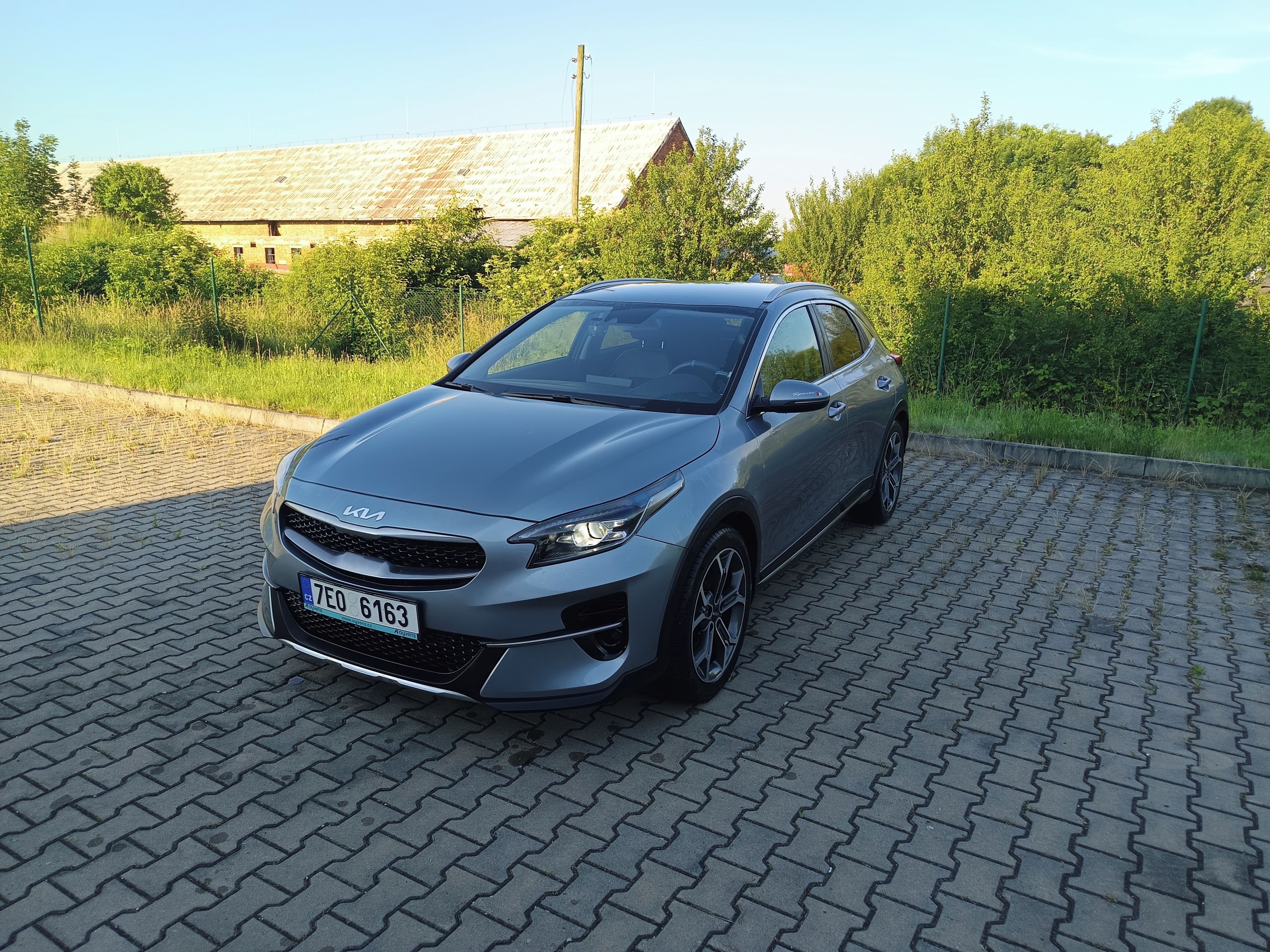 Kia XCee´d, Kia XCeed 1.5 T-GDI DCT - fotka 4