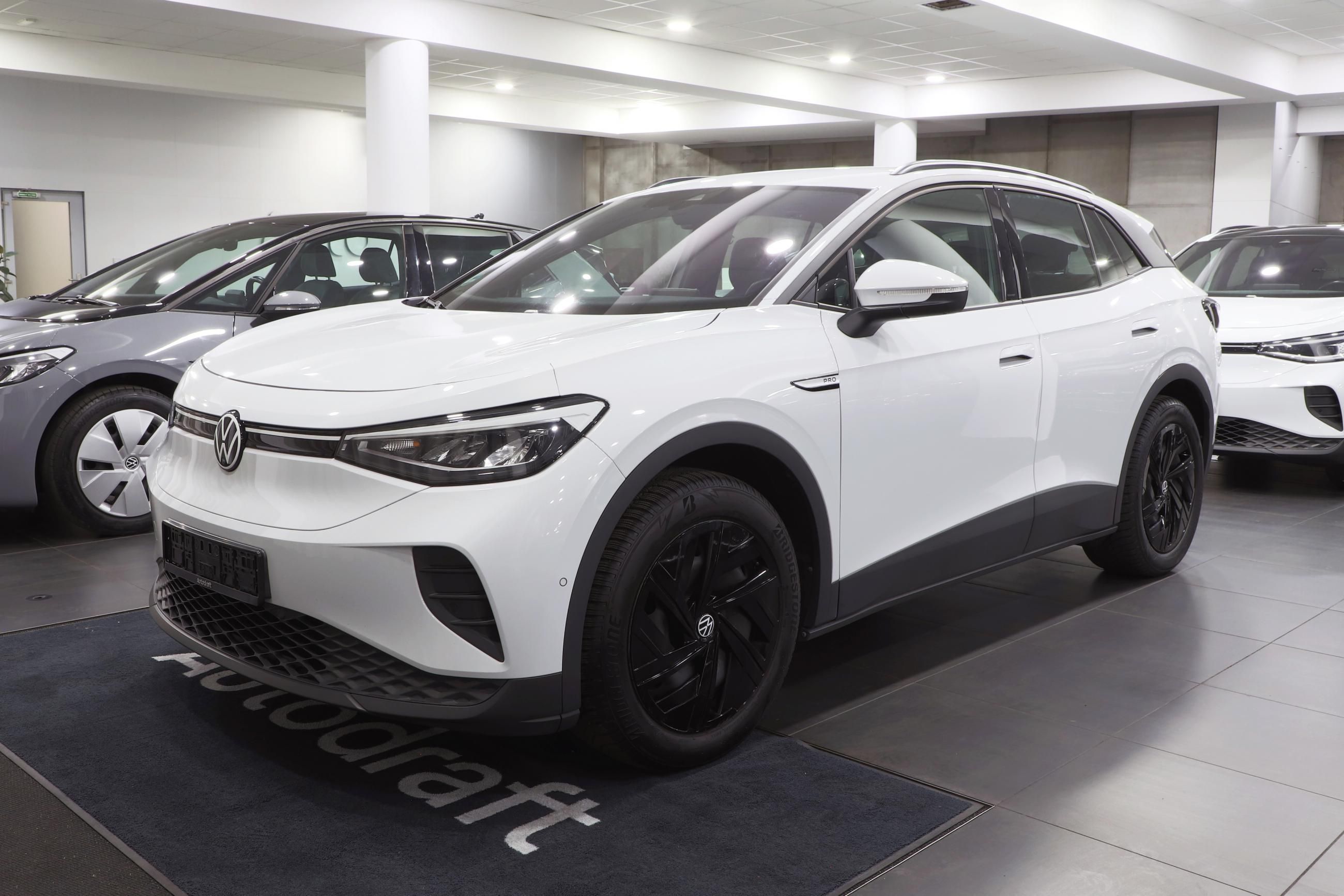 Volkswagen ID.4, ID.4 Pro 150kW / 2x sada 19'' - fotka 2