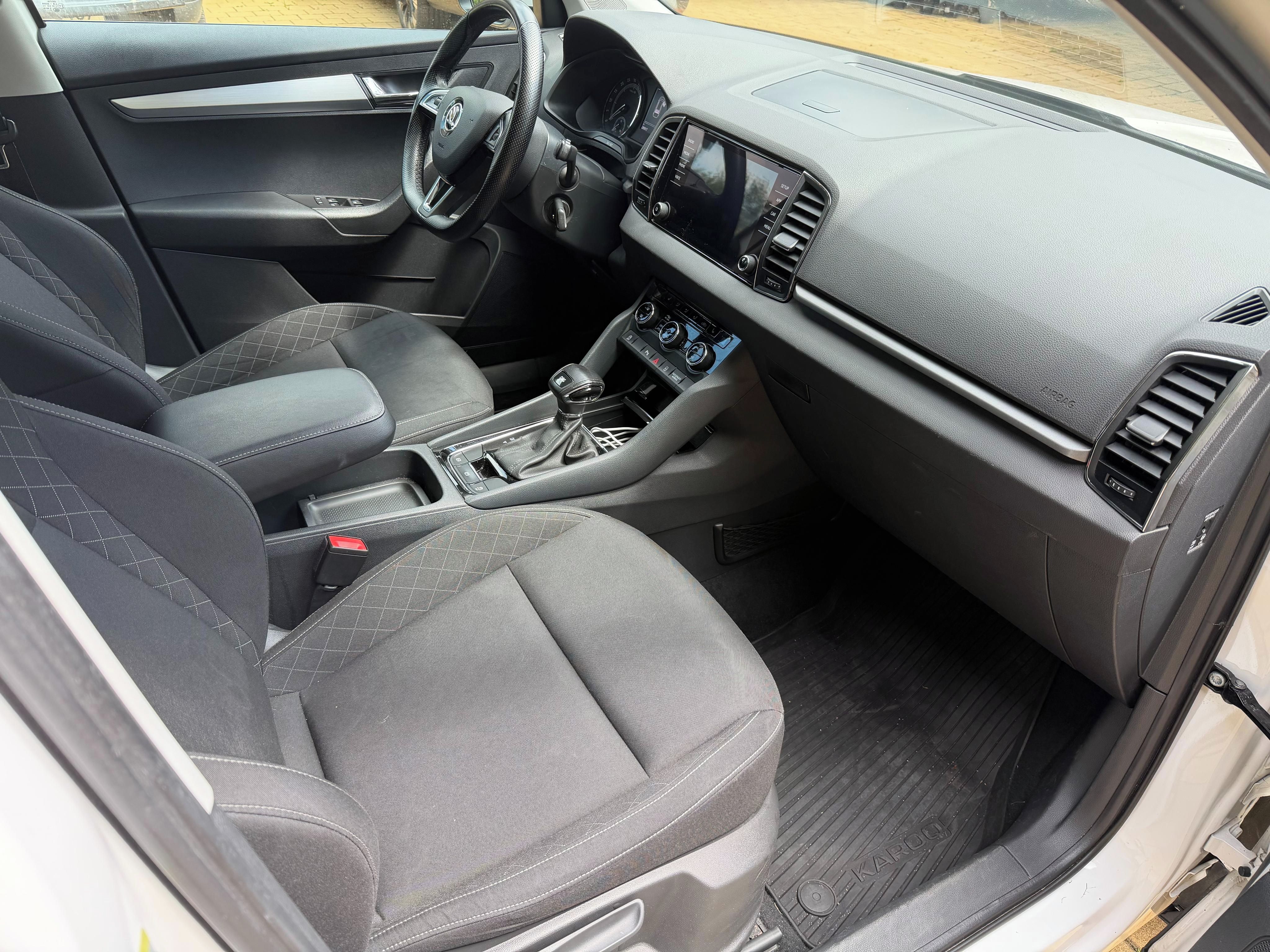 Škoda Karoq, ČR, nebourané, servis ŠKODA - fotka 6