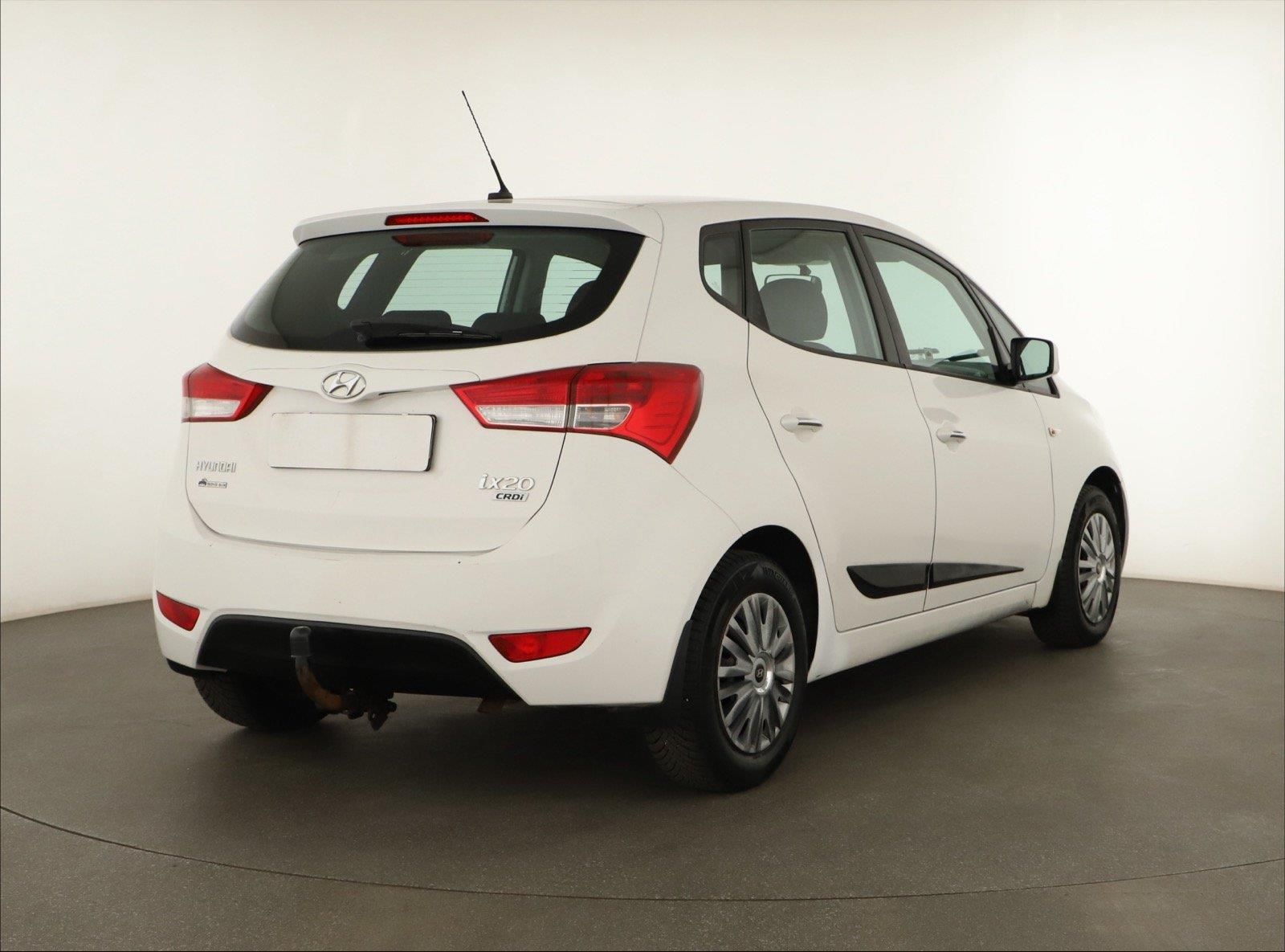 Hyundai ix20, 1.6 CRDi, jezdí výborně - fotka 5