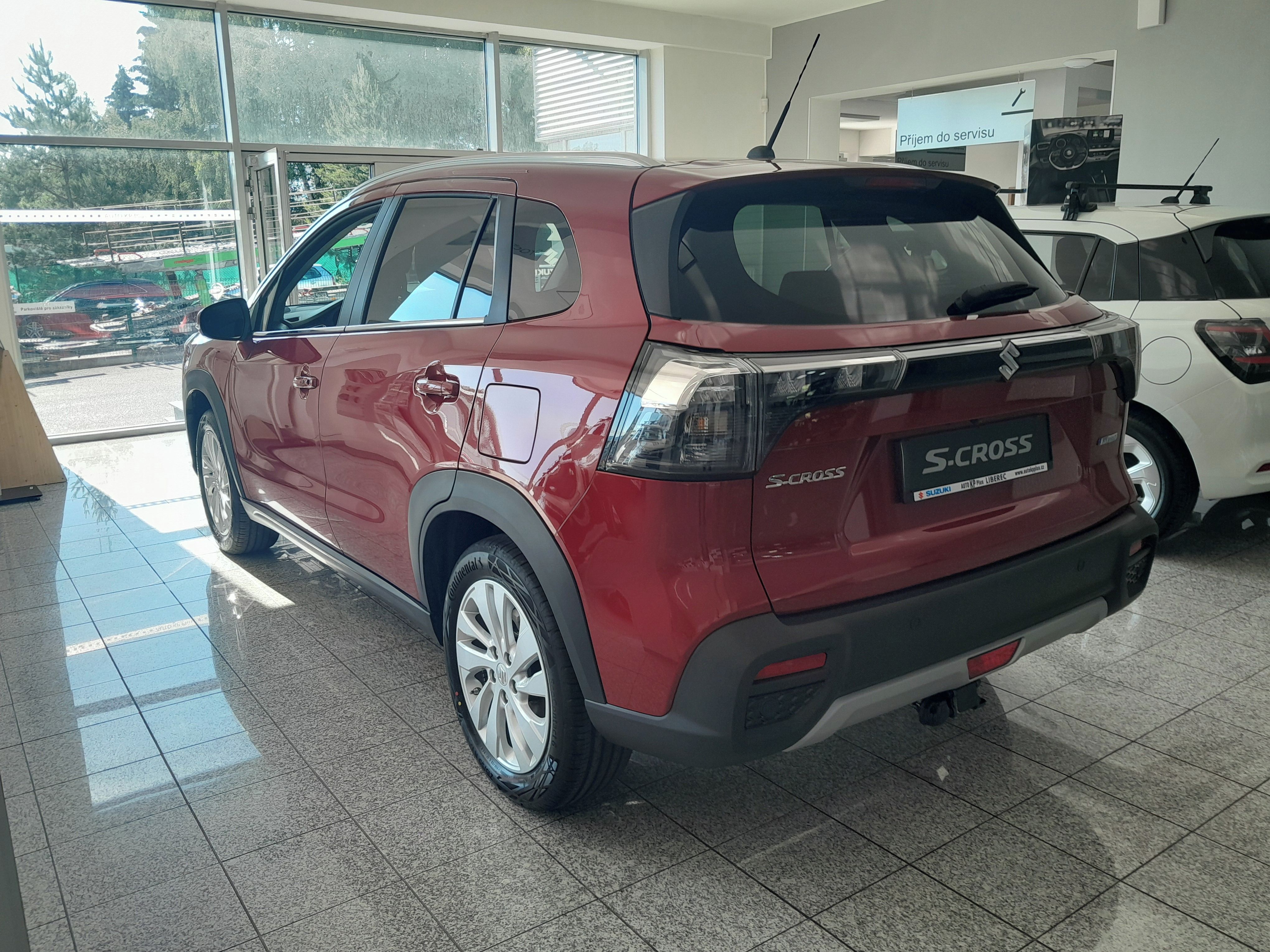 Suzuki S-Cross, 1,4 PREMIUM +TZ+REZERVA - fotka 3