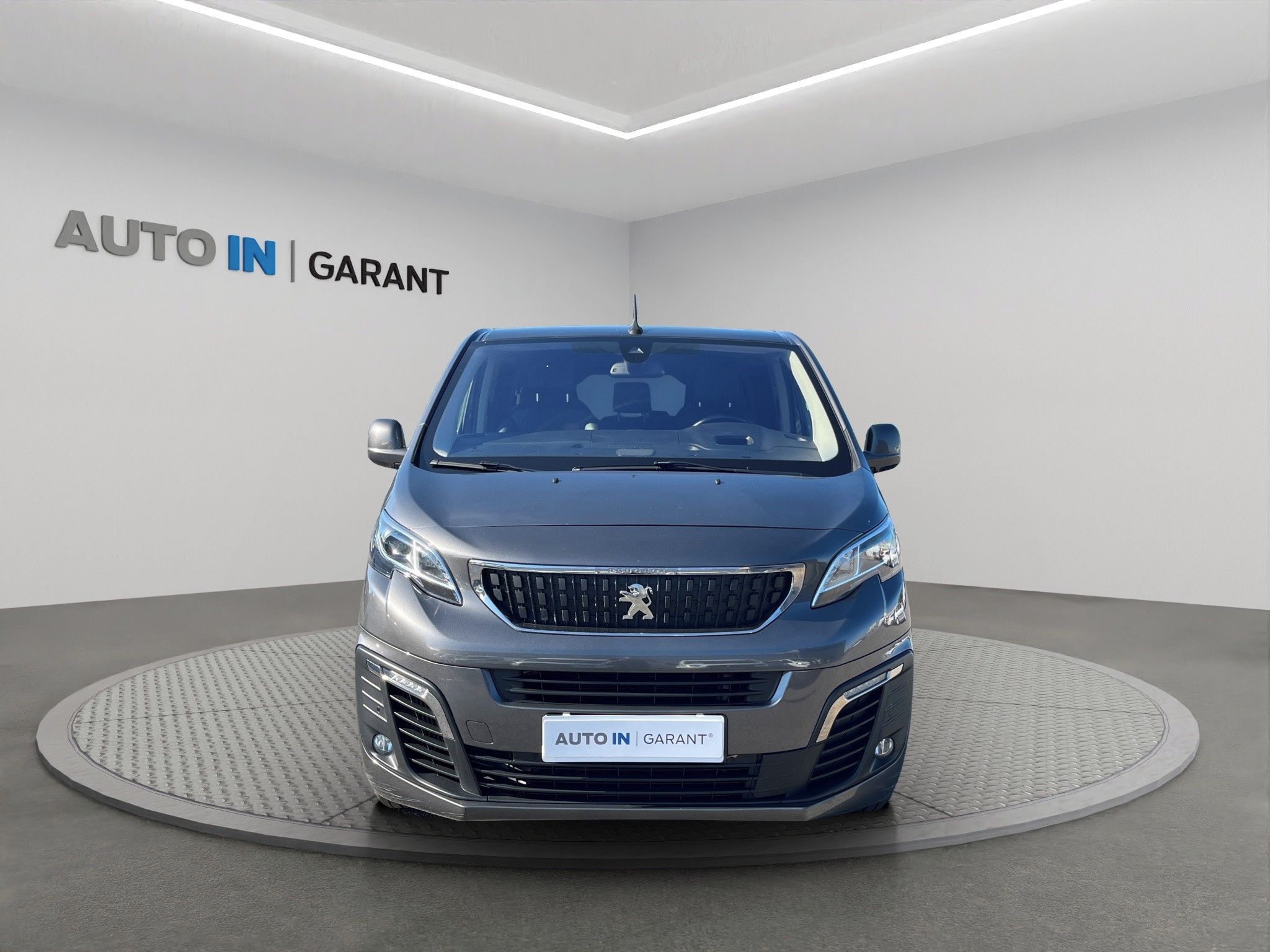 Peugeot Traveller, ALLURE L2 2.0 BlueHDi 106kW, Č - fotka 2