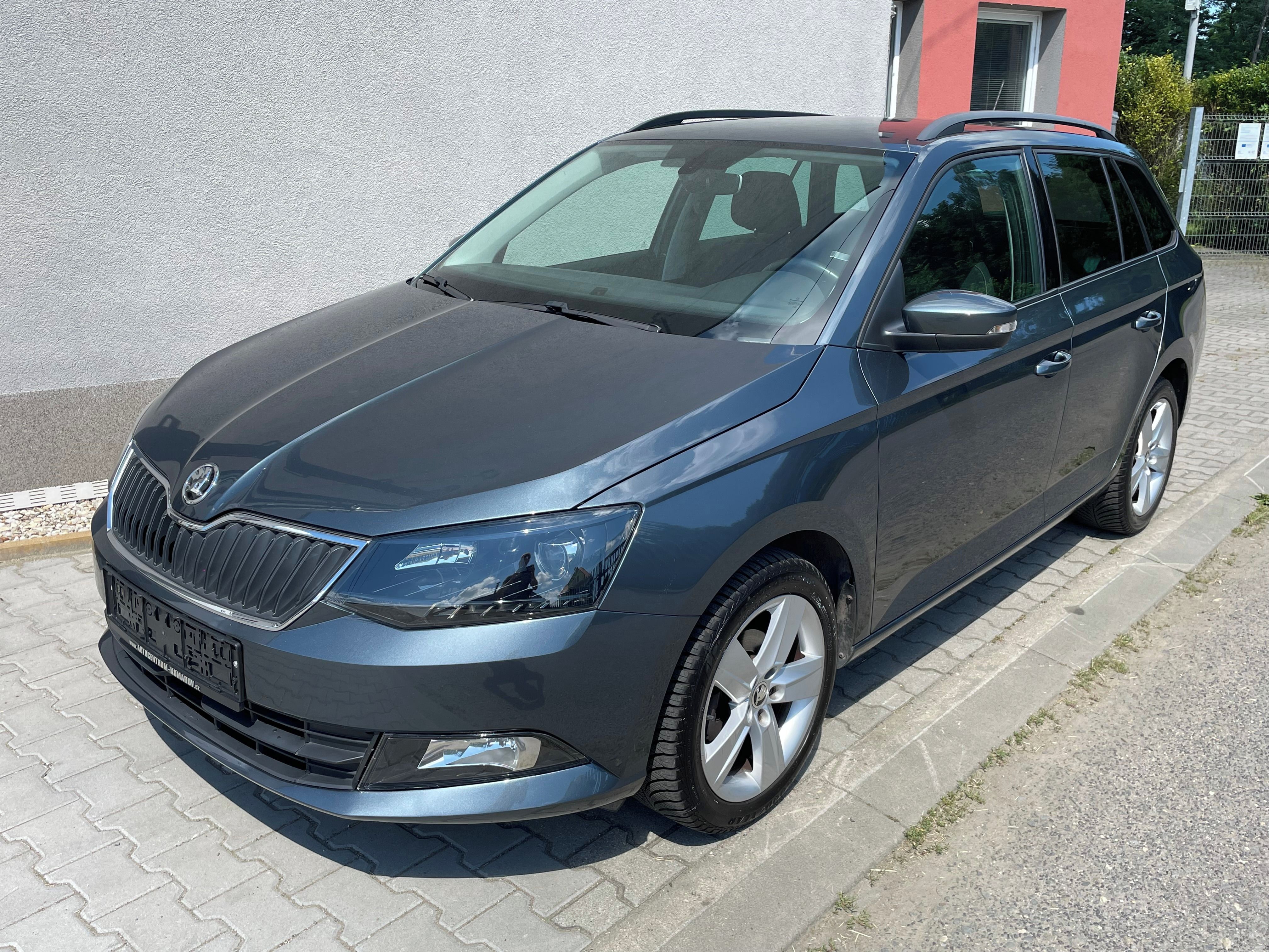 Škoda Fabia, 1.2 TSI Style 1.majitel - fotka 2