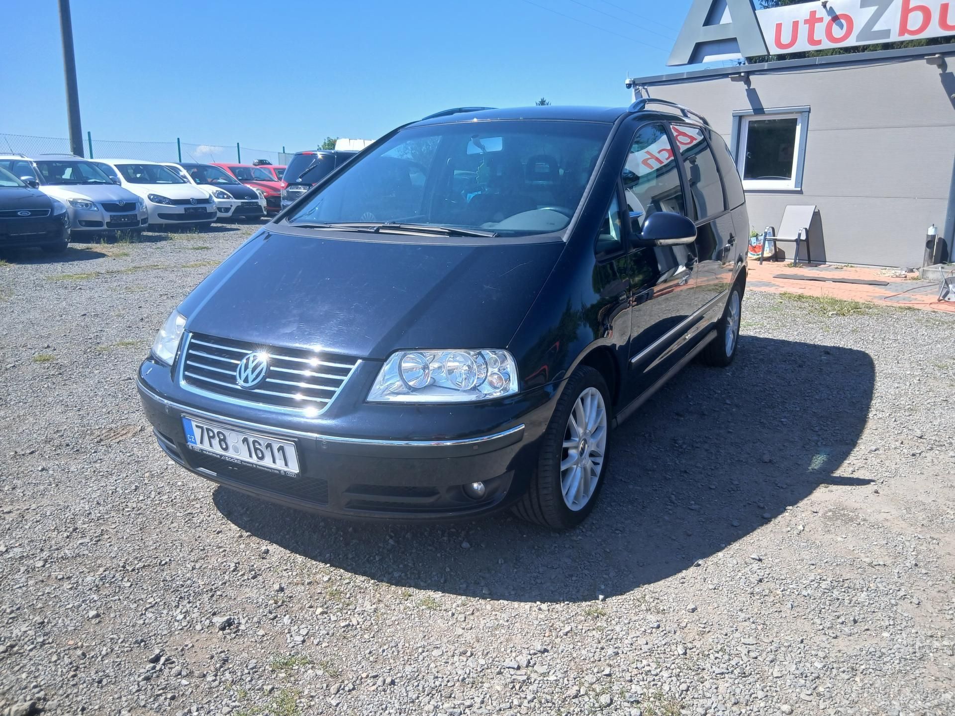 Volkswagen Sharan, 2.0 TDI, 7 míst, tažné - fotka 3