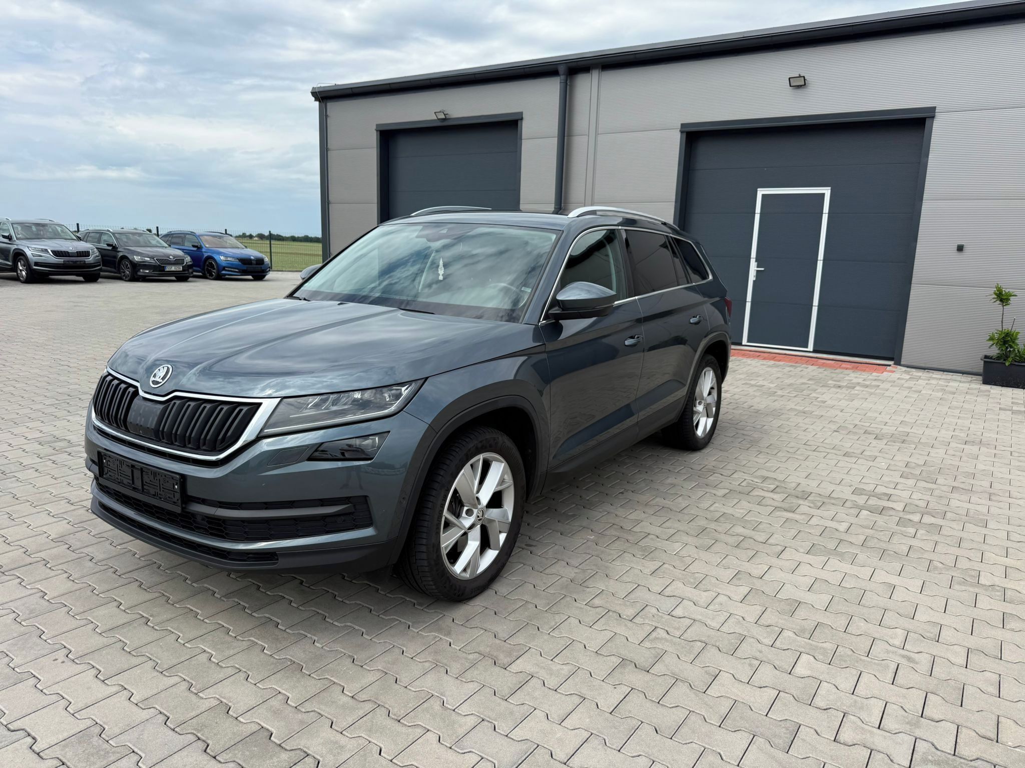 Škoda Kodiaq, 4x4 DSG 140kw Tažné N.rozvody - fotka 4