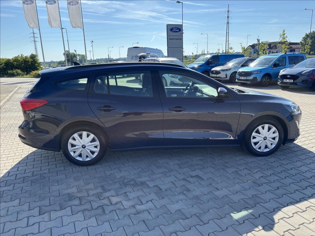 Ford Focus, 1,5 EcoBlue Trend 70kW - fotka 6